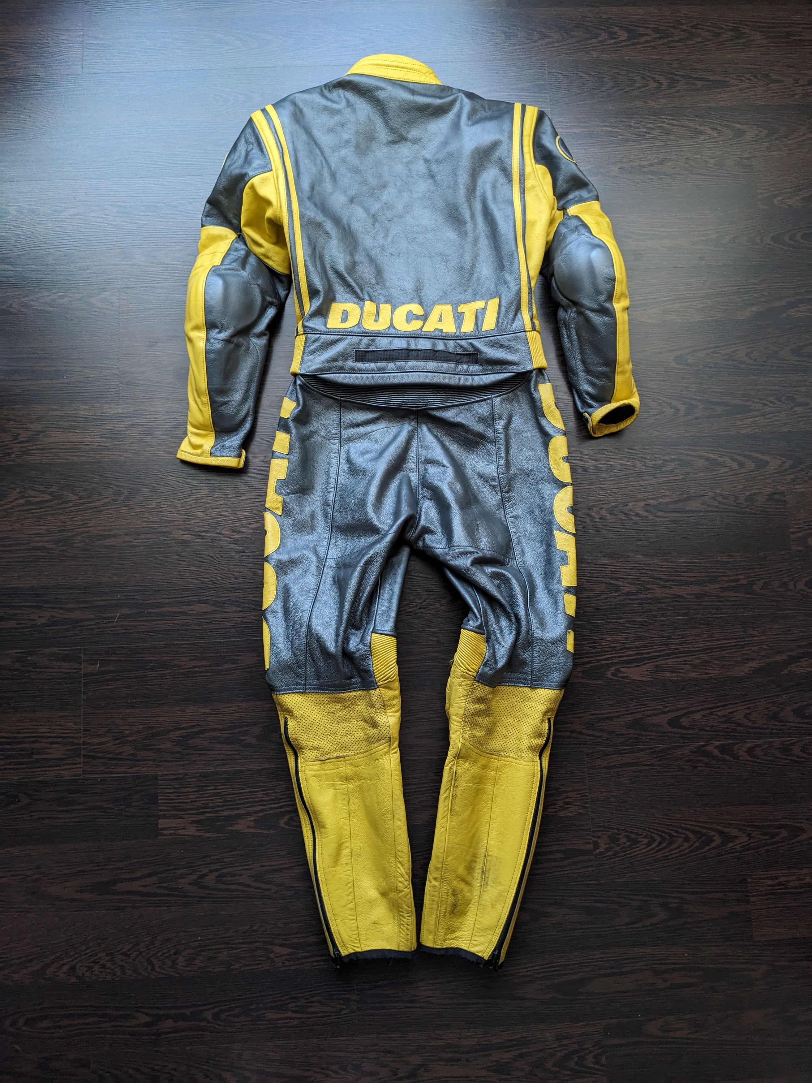 Dainese × Vintage Dainese Ducati Stripe 2 piece Suit Leather Moto Vintage 46 Size S / US 4 / IT 40 - 12 Thumbnail