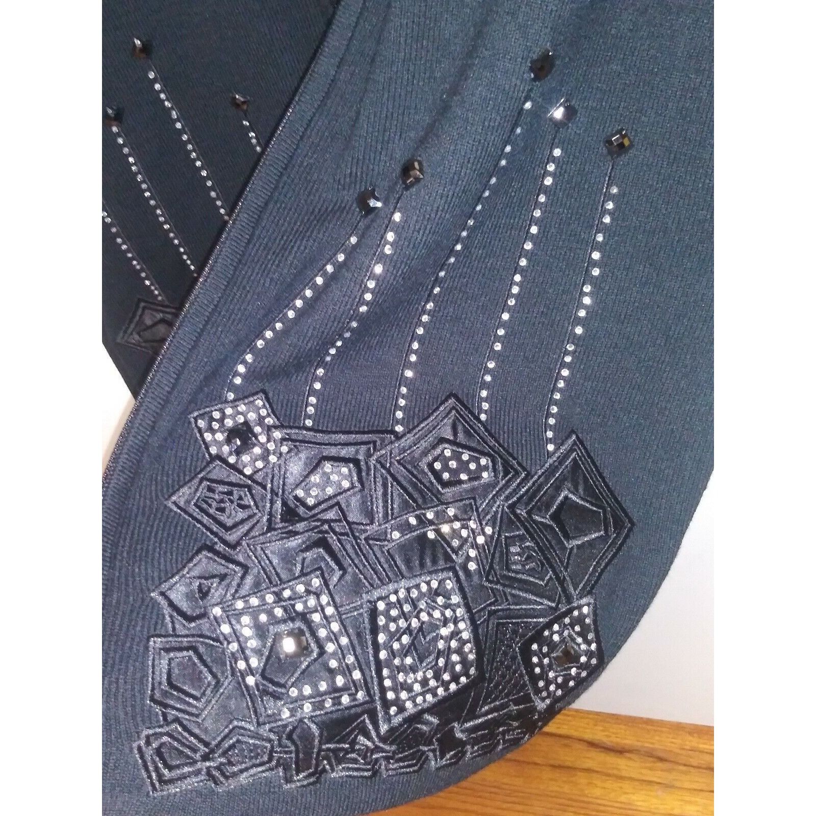 Vintage Cardigan Sweater VTG JAGUAR black embellished Avante Garde Size M / US 6-8 / IT 42-44 - 4 Thumbnail