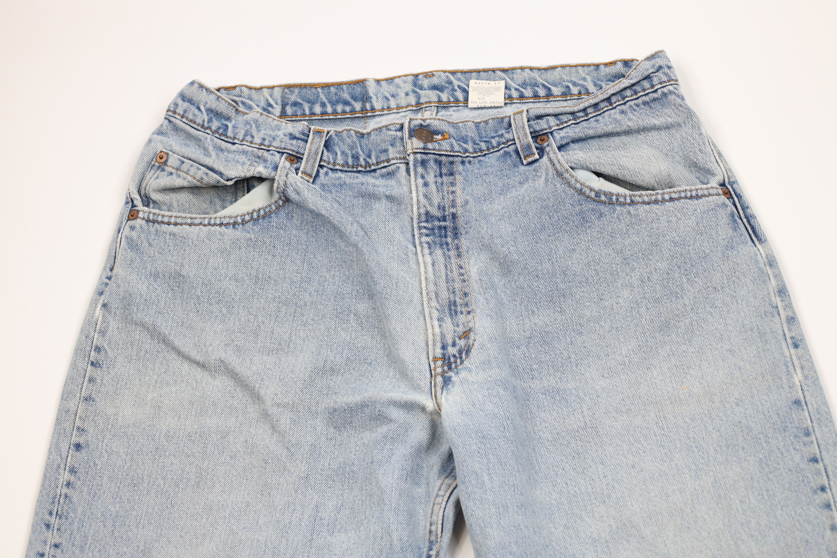 Levi's Vintage 90s Levi 560 Loose Fit Tapered Leg Jeans Blue USA Size US 36 / EU 52 - 2 Thumbnail