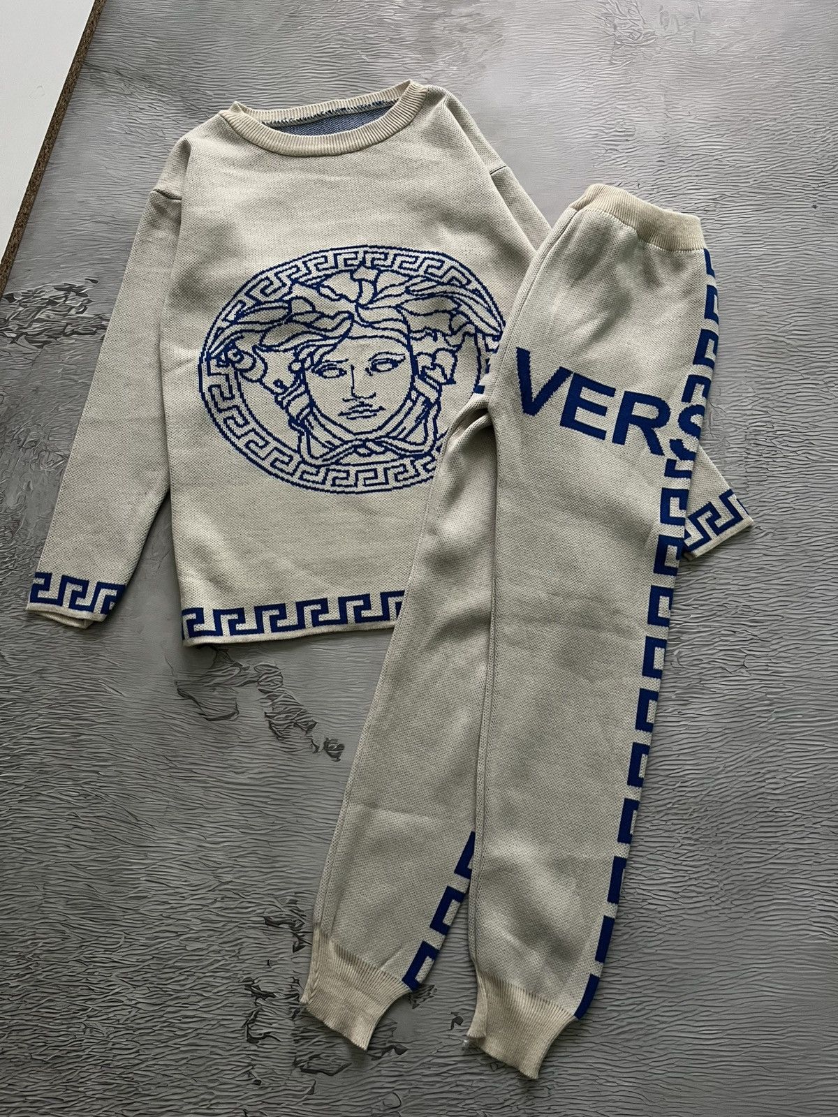 Vintage Bootleg Versace Style Vintage Suit Logo Size S / US 4 / IT 40 - 1 Thumbnail