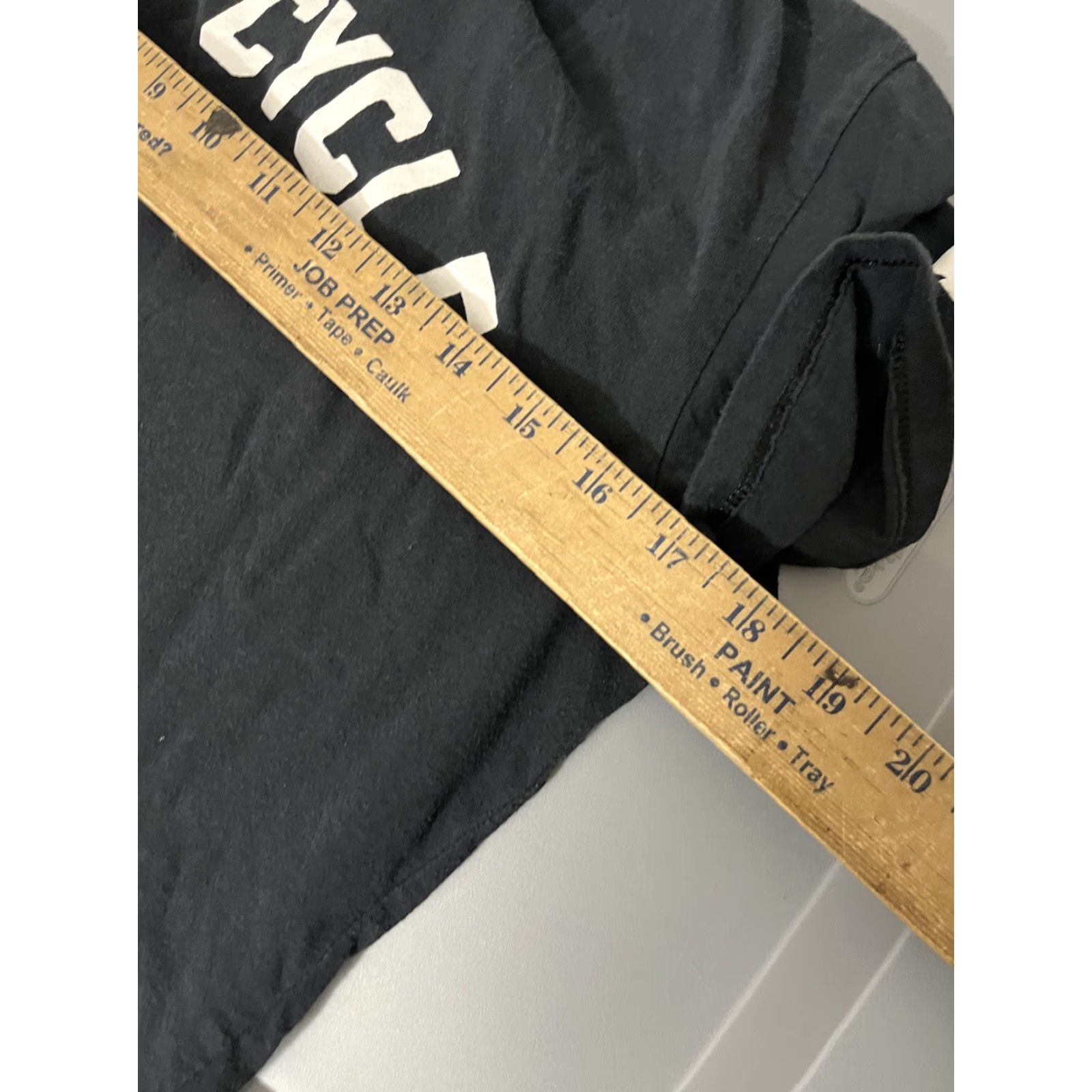 Under Armour Under Armour The Classic Tee Women M Black Crew Short Sleeve Reg Size 32" / US 10 / IT 46 - 5 Thumbnail
