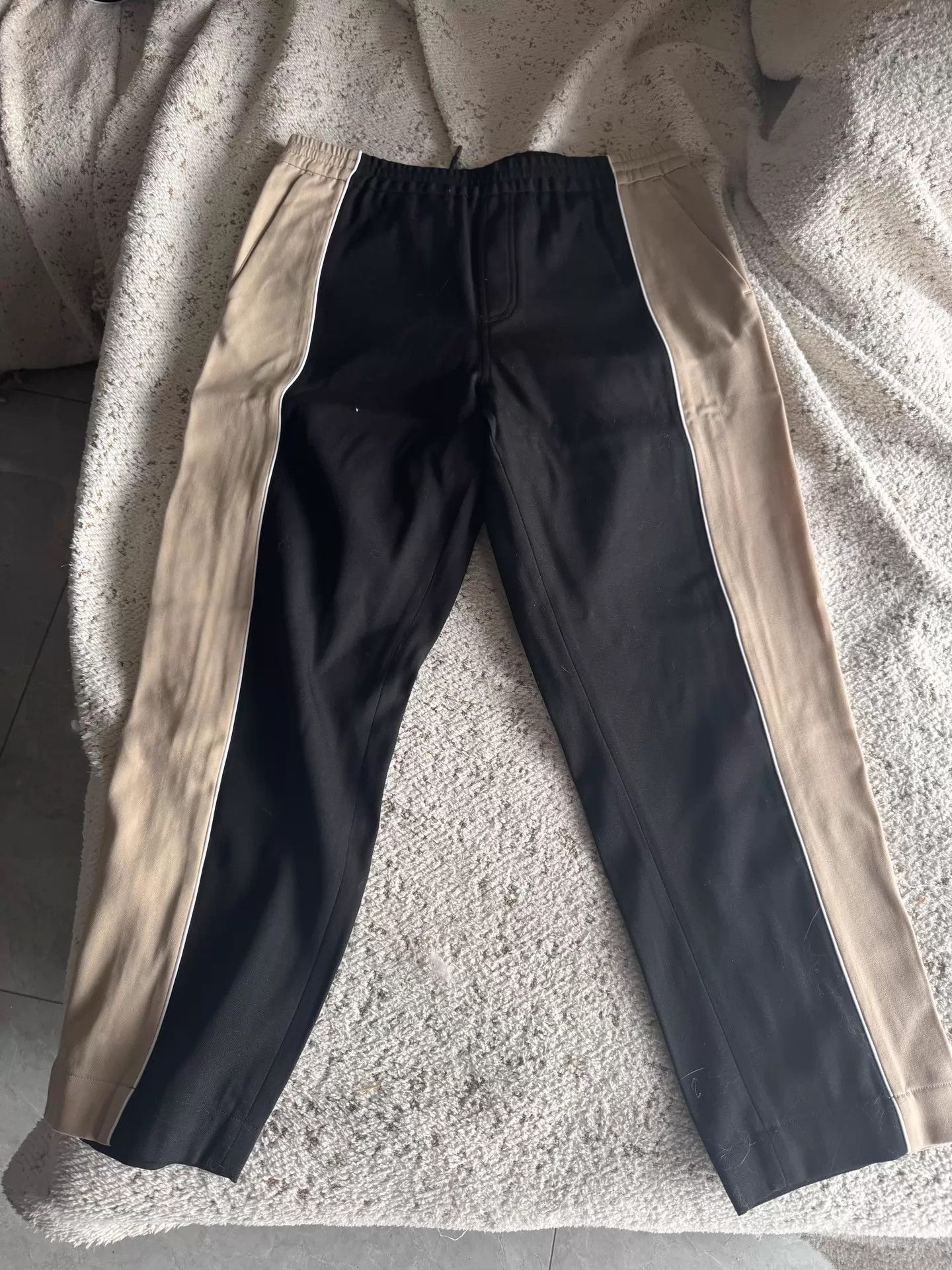Burberry Burberry Men's 52 Authentic Pants Size US 36 / EU 52 - 1 Thumbnail