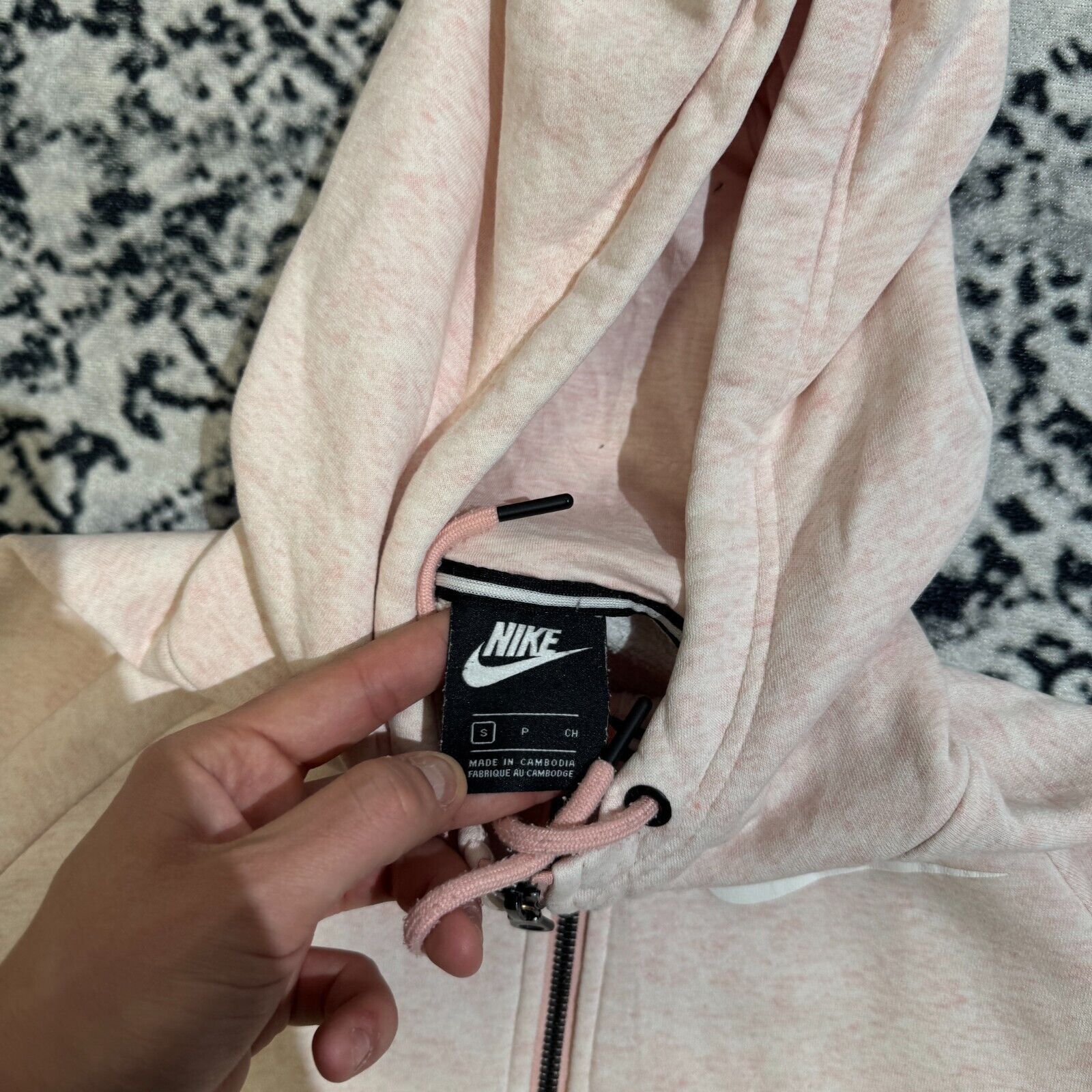 Nike × Vintage Vintage Nike Women's Pink Cotton Zip Hoodie Size S Tech Size US S / EU 44-46 / 1 - 8 Thumbnail