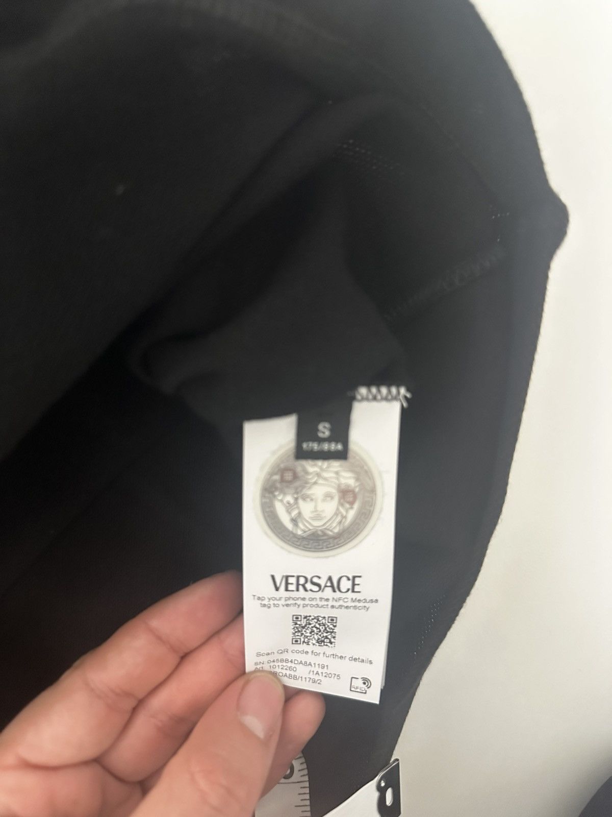 Versace Versace Black Embroidered Polo Shirt Size US S / EU 44-46 / 1 - 8 Thumbnail