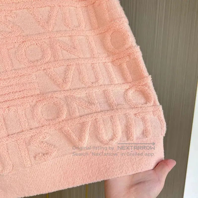 Louis Vuitton Louis Vuitton Pink Wool A. Size 22" - 4 Thumbnail