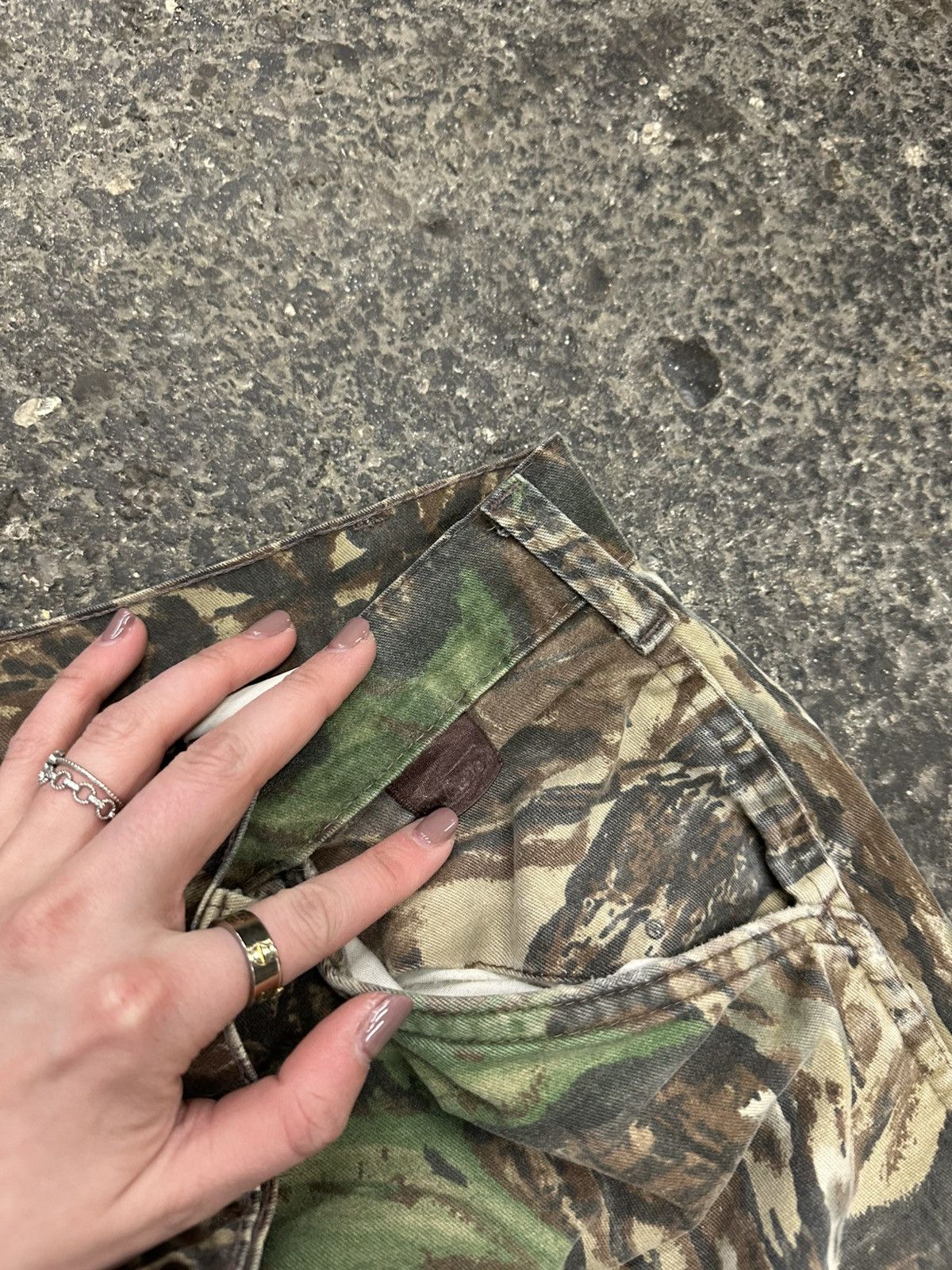 Vintage Y2K camo thinsulate pants Size US 33 - 6 Thumbnail