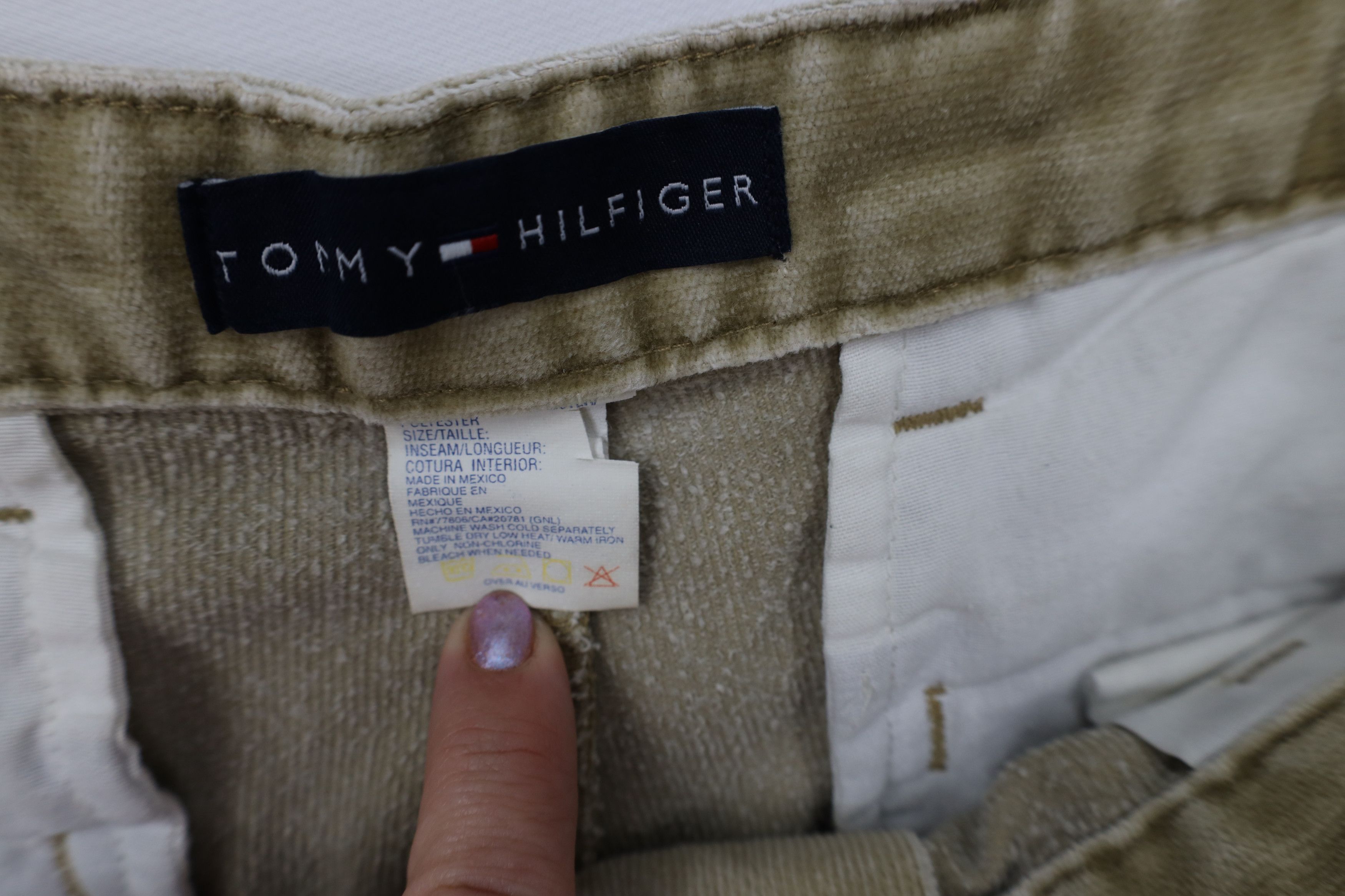 Tommy Hilfiger Vintage 90s Tommy Hilfiger Wide Leg Corduroy Chino Pants Size US 36 / EU 52 - 9 Thumbnail