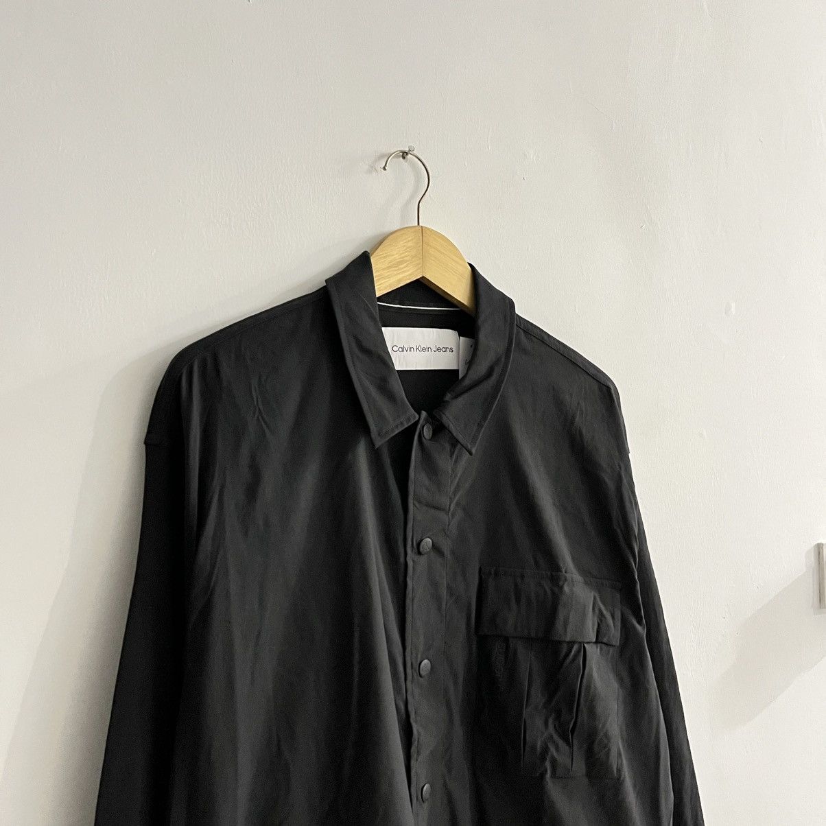 Calvin Klein Calvin Klein - Ls Nylon Button Up Shirt Size US L / EU 52-54 / 3 - 3 Thumbnail