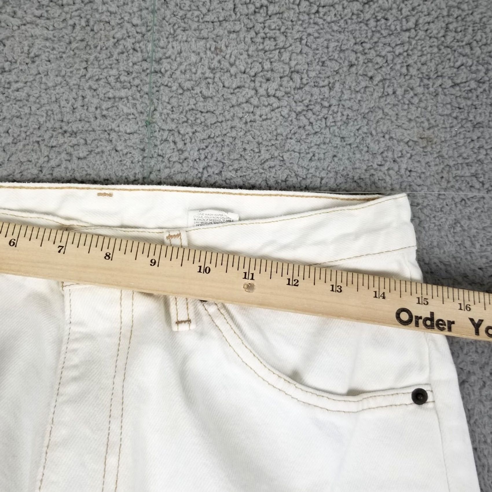 Vintage VINTAGE Britannia Jeans White Denim 31X32 Relaxed Fit Grunge 1995 Mens Jeans White 90s Grunge Britannia Size US 30 / EU 46 - 3 Thumbnail