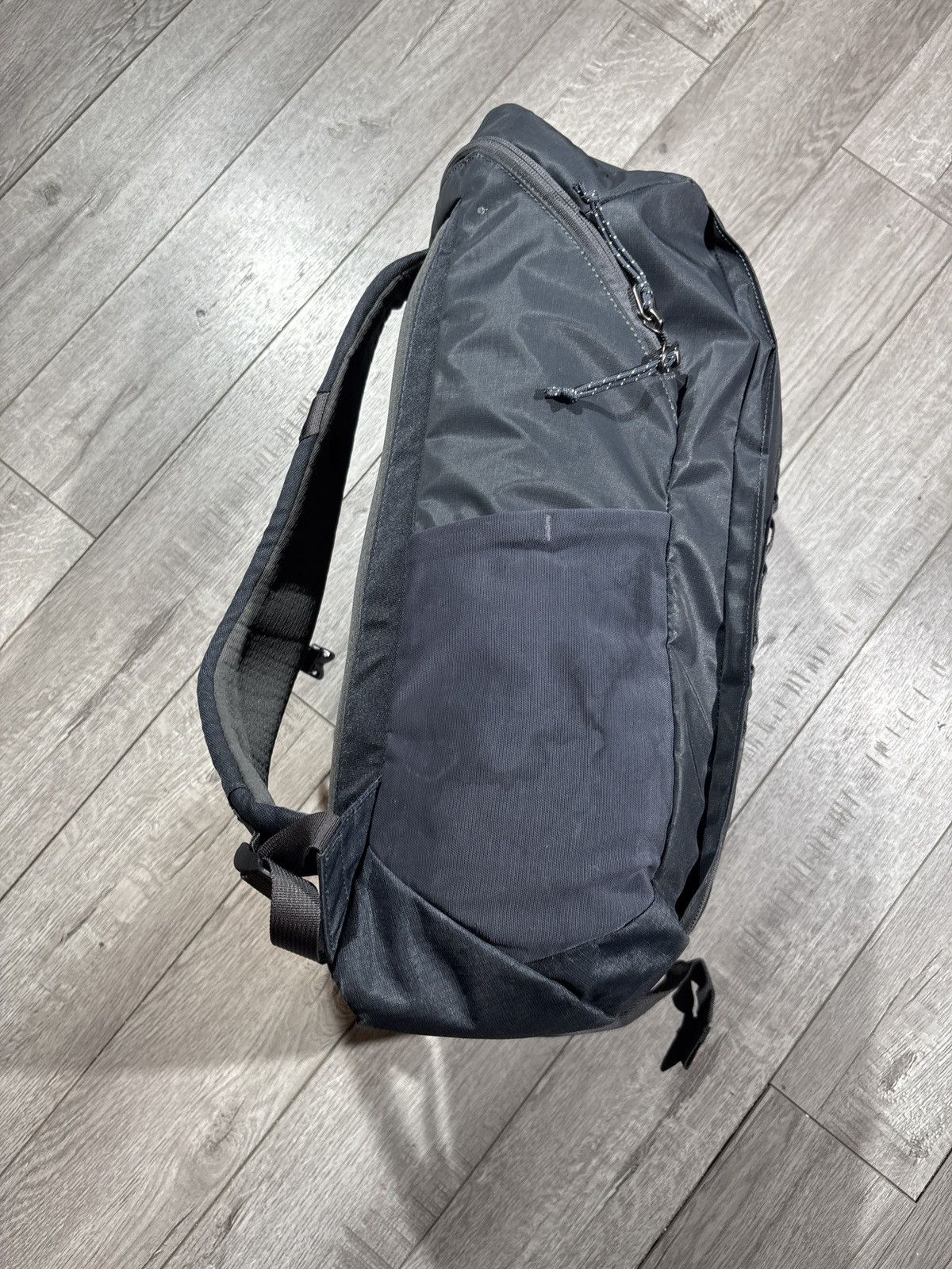 Patagonia Patagonia Black Hole 26L Size 26 - 5 Thumbnail
