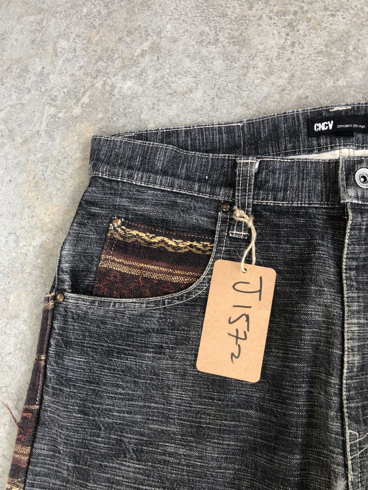 Japanese Brand Concave attempt Blanket Denim Distressed Jeans Size US 33 - 13 Thumbnail