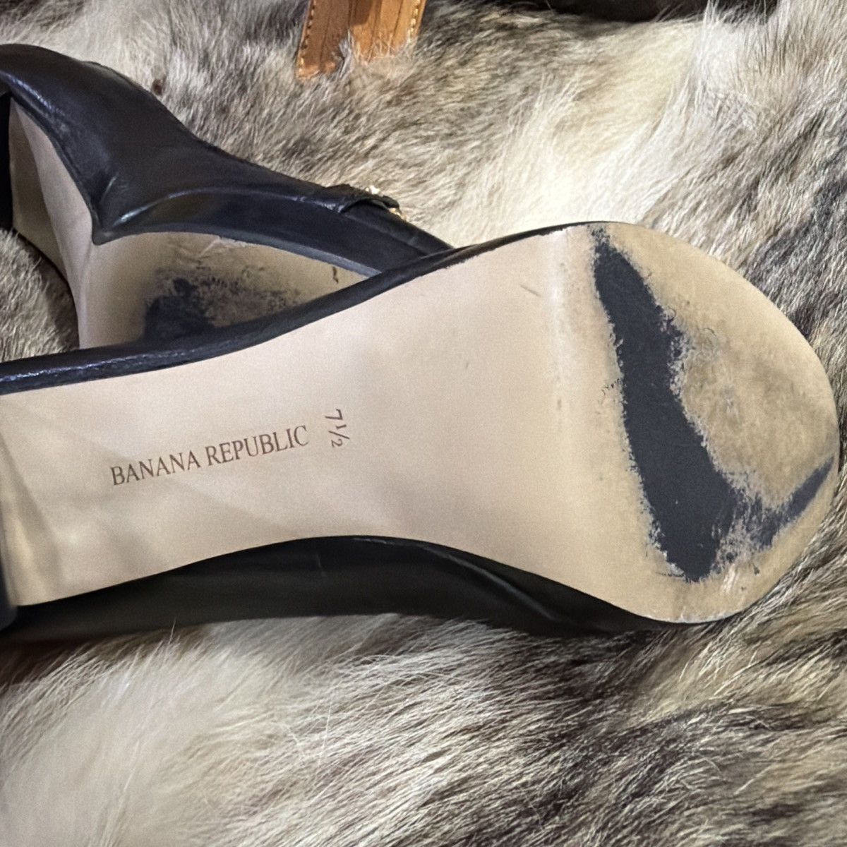 Banana Republic Banana Republic Heels Size US 7.5 / IT 37.5 - 7 Thumbnail
