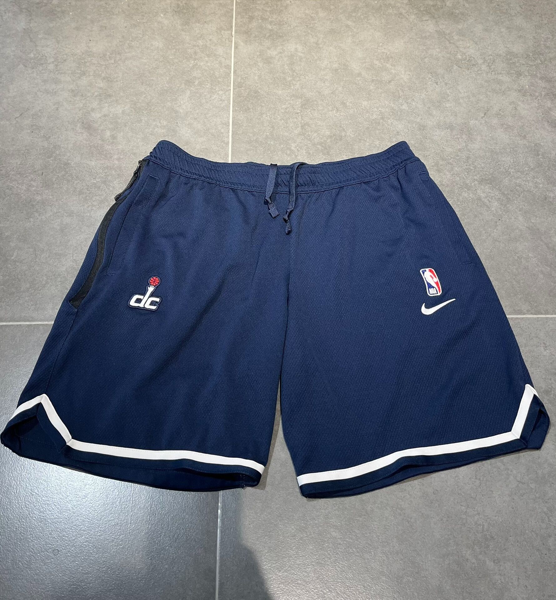 Other Shorts XL Men Size US 36 / EU 52 - 1 Thumbnail