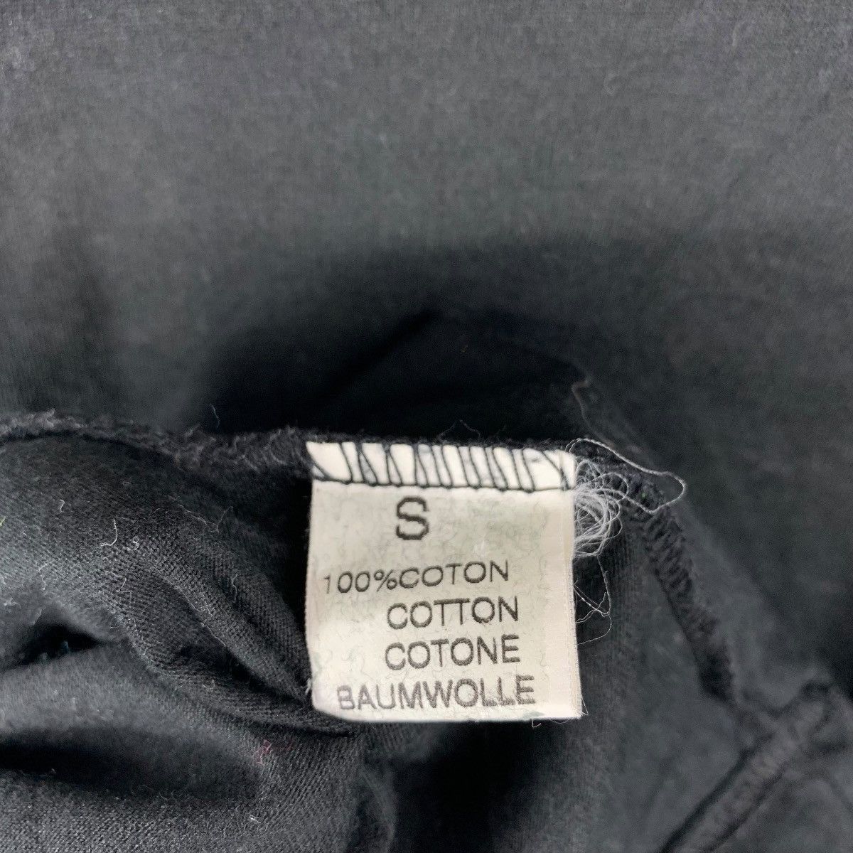 Gianfranco Ferre × Japanese Brand × Vintage Vintage 90s GIANFRANCO FERRE big printed spellout tee Size US S / EU 44-46 / 1 - 9 Thumbnail