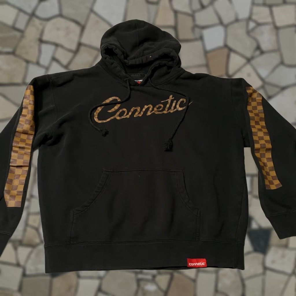 Vintage VINTAGE connetic Surfboards Hoodie Sweatshirt Mens L Black Checkered Sleeves California 90s Shirt Mens Size US L / EU 52-54 / 3 - 1 Thumbnail