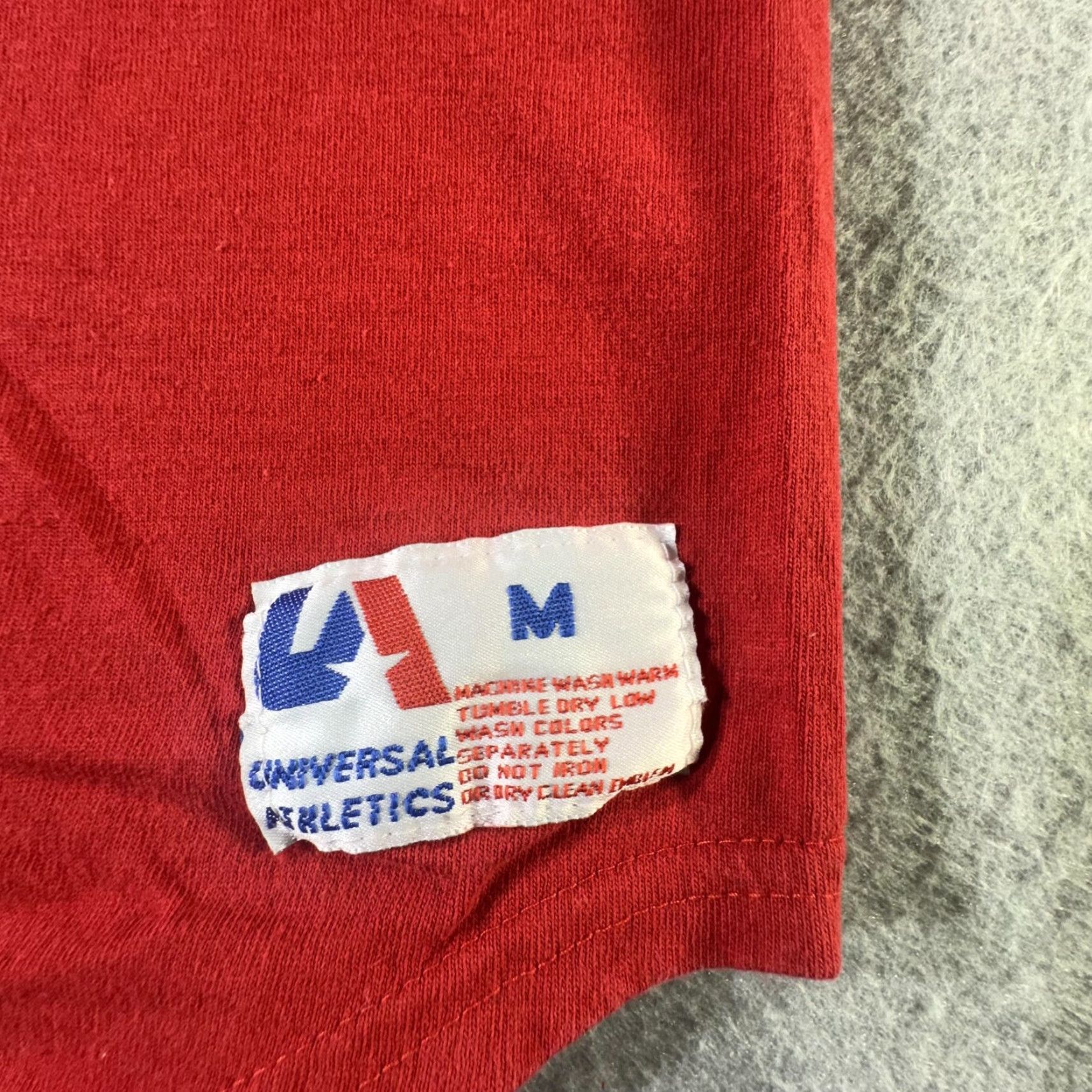 Vintage VINTAGE Universal Athletics Shirt Mens Medium Sleeveless Tank Top 80s Athletic Red Crew Neck Cotton Size US M / EU 48-50 / 2 - 5 Thumbnail