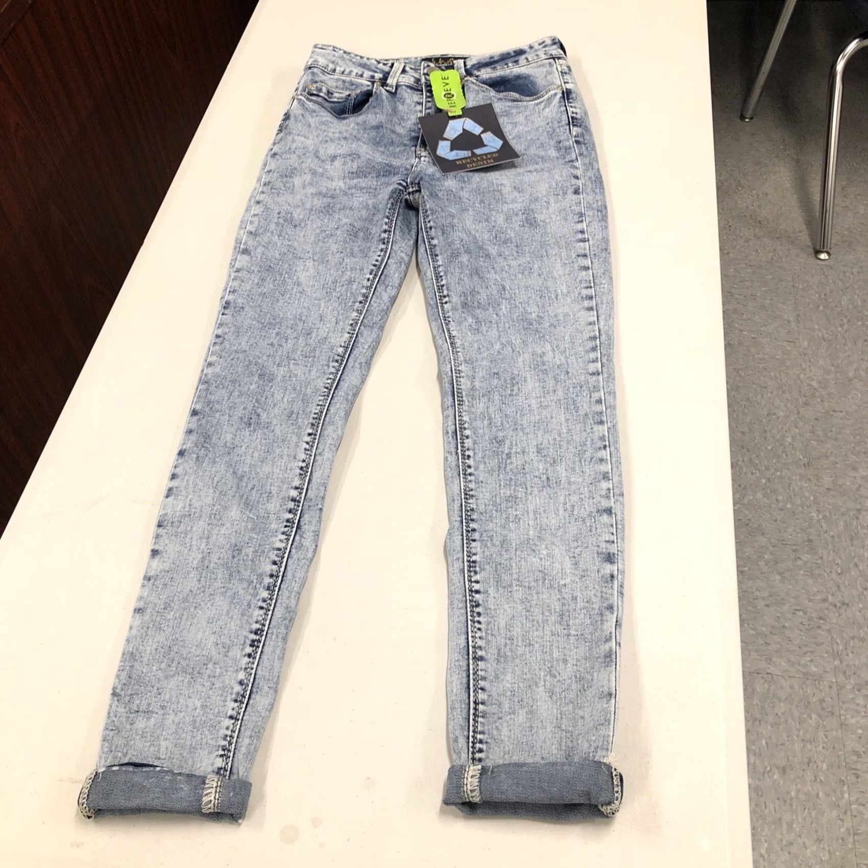 Vintage Indigo Rein Jeans Slim Ankle 26x26 NWT Blue Denim Stretch 5/26 High Rise Narrow Leg 5-Pocket Style Women Mens Size 27" / US 4 / IT 40 - 2 Thumbnail