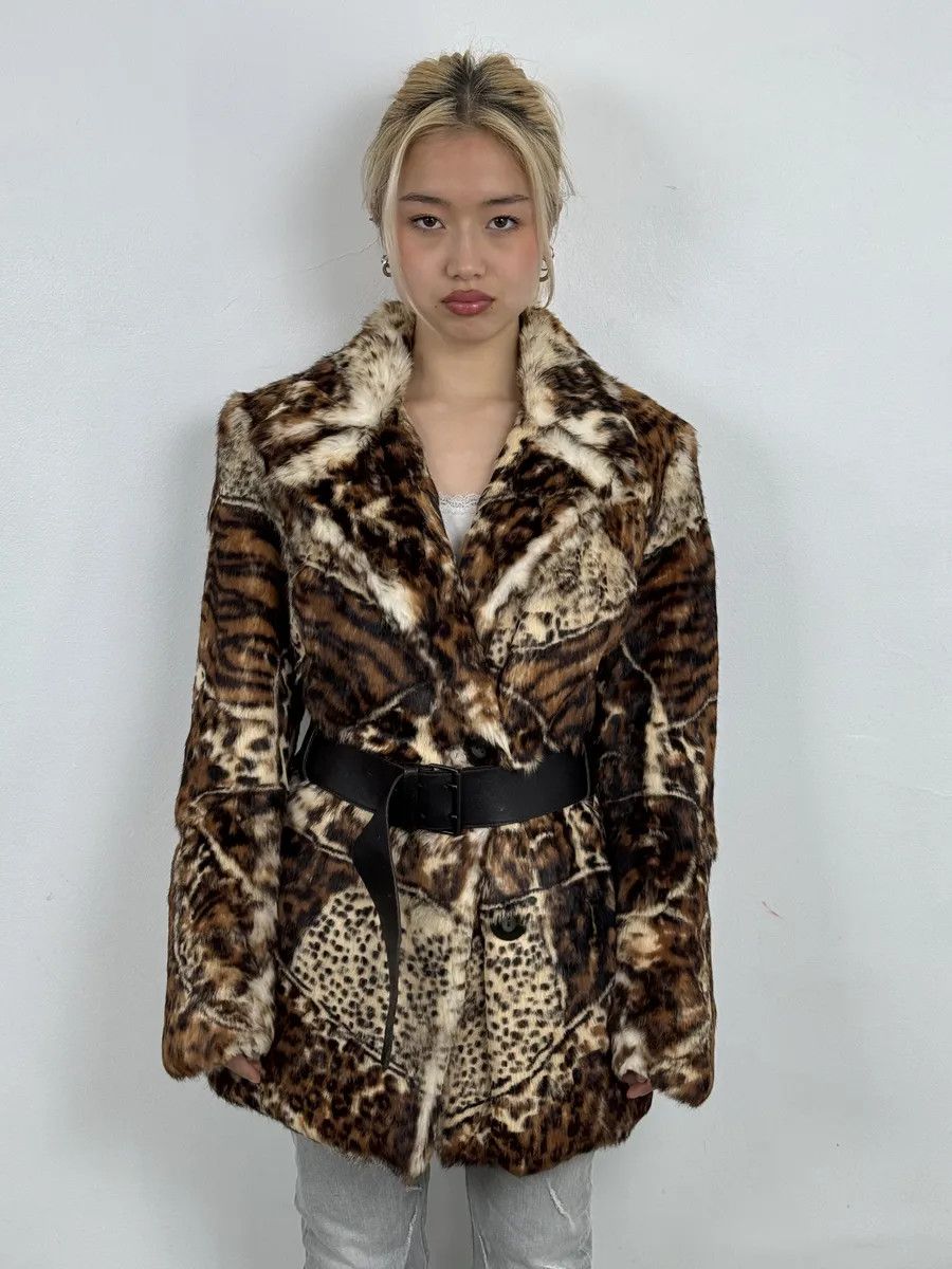 Dolce & Gabbana AW2004 Dolce & Gabbana Fur Royal Long Jacket Size XS / US 0-2 / IT 36-38 - 2 Thumbnail
