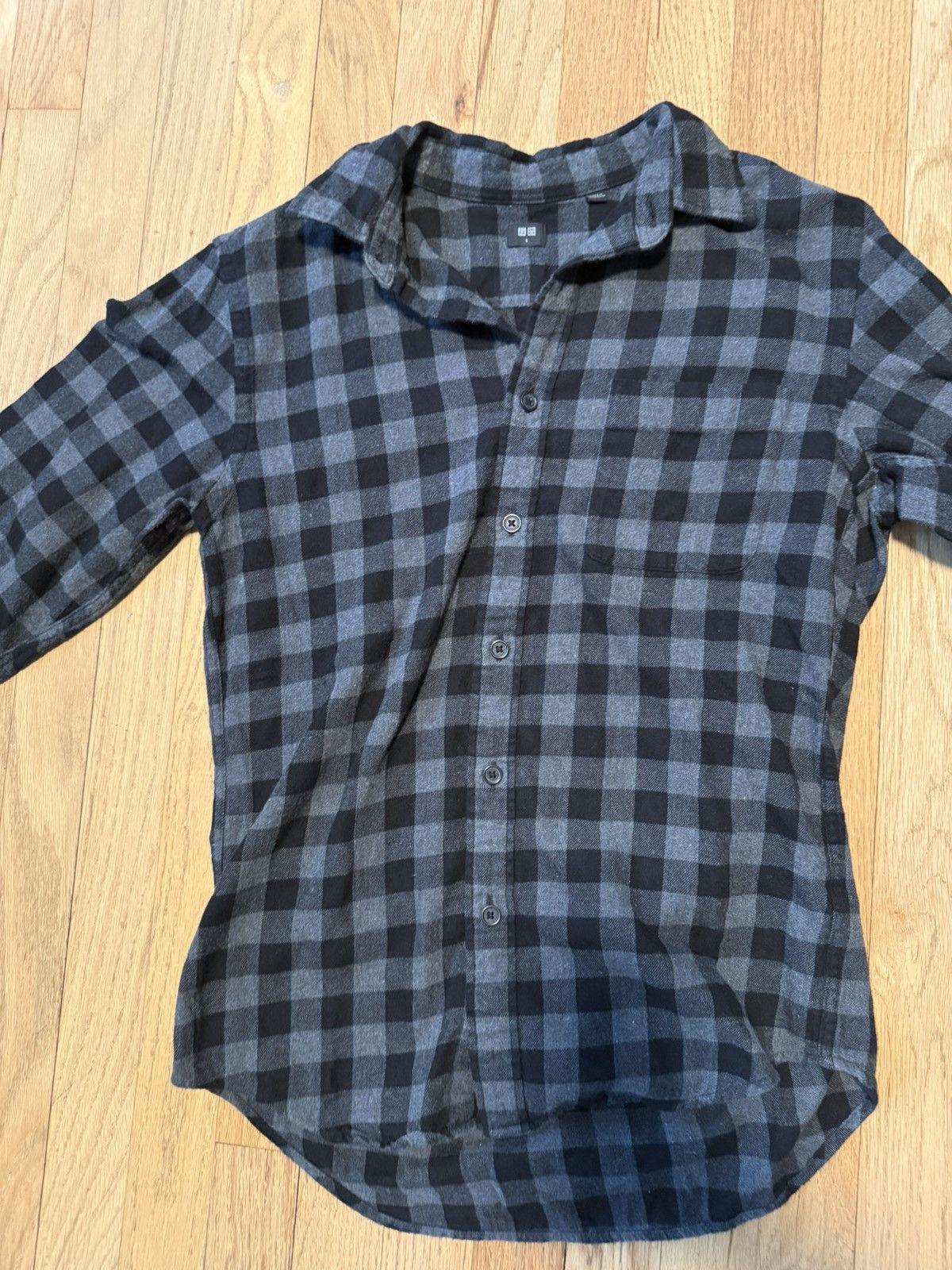 Uniqlo Black Flannel Checkered Button Up Shirt Size US S / EU 44-46 / 1 - 4 Thumbnail