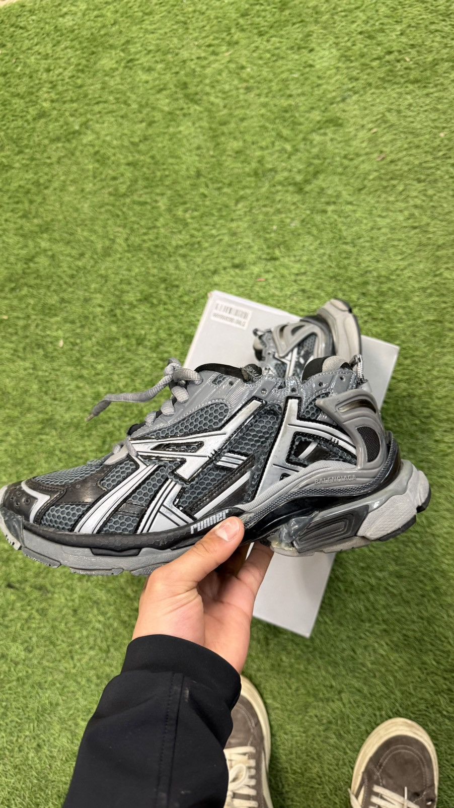 Balenciaga Balenciaga Runner - Grey/Black Size US 9 / EU 42 - 6 Thumbnail