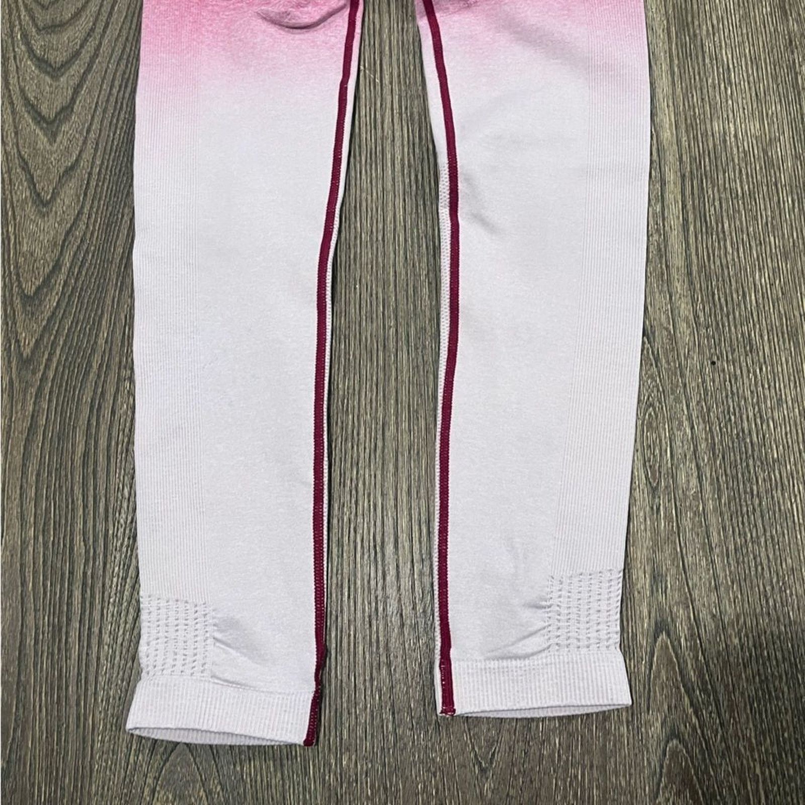 Gymshark Gymshark Adapt Ombre Seamless Leggings High Rise Pull-On Size 27" / US 4 / IT 40 - 2 Thumbnail