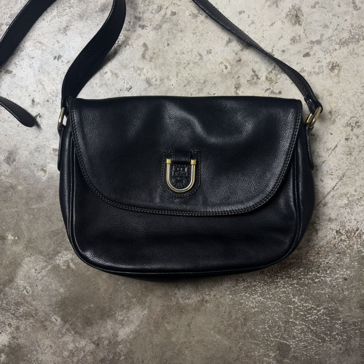 Courreges × Vintage VINTAGE COURREGES SLING BAG Size ONE SIZE - 1 Thumbnail