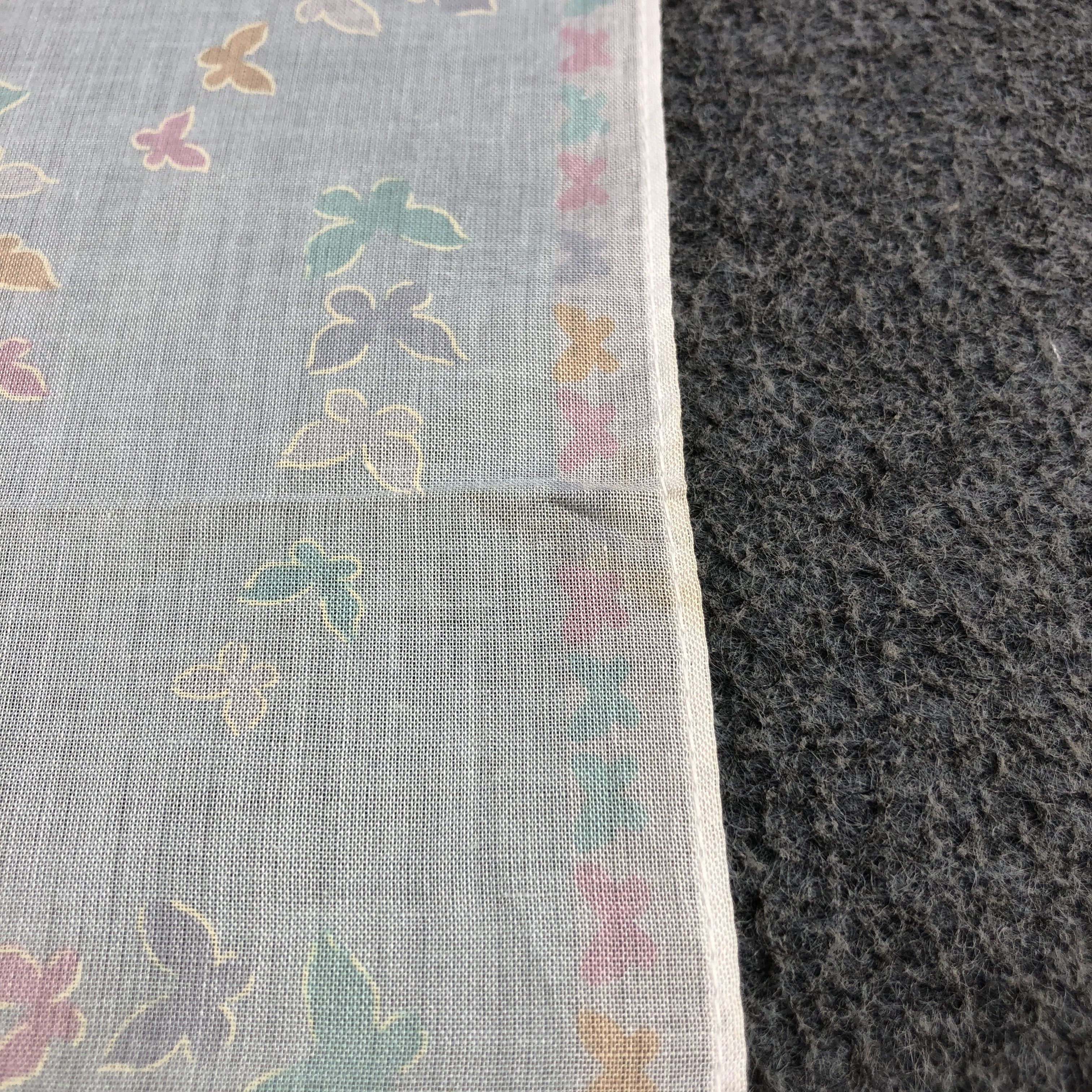 Pierre Balmain × Vintage Pierre Balmain Handkerchief Neckerchief Bandana H2419 Size ONE SIZE - 5 Thumbnail