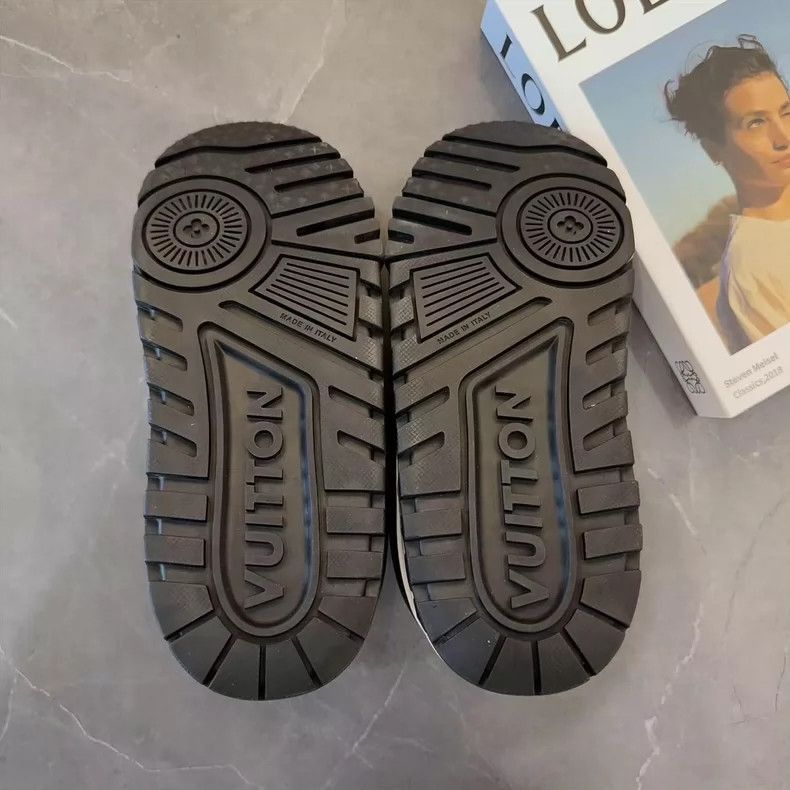 Louis Vuitton Sneakers 40.5 Size Second Hand-2507