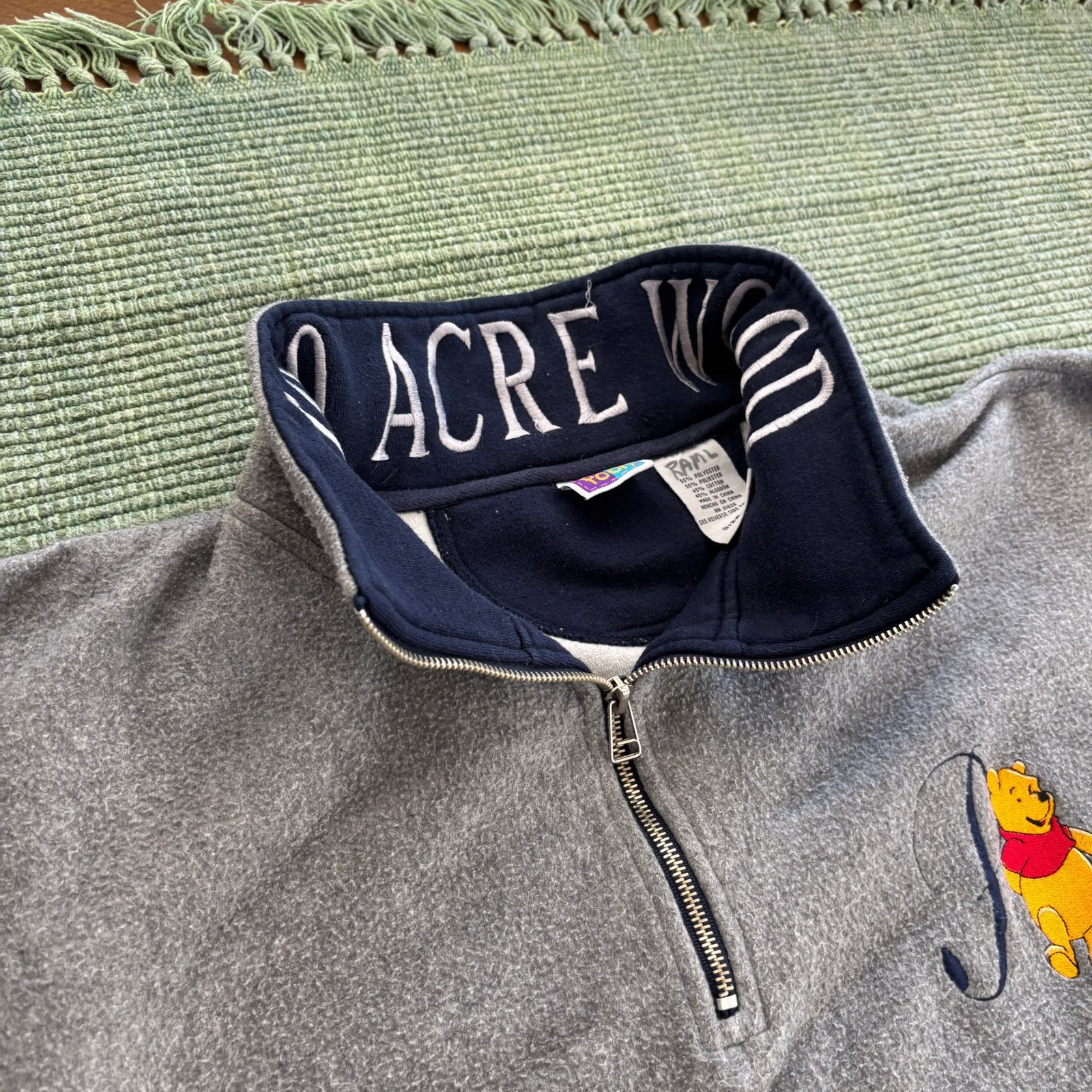 Vintage Vintage Winnie The Pooh Gray Fleece Quarterzip Sweatshirt Size US XL / EU 56 / 4 - 5 Thumbnail