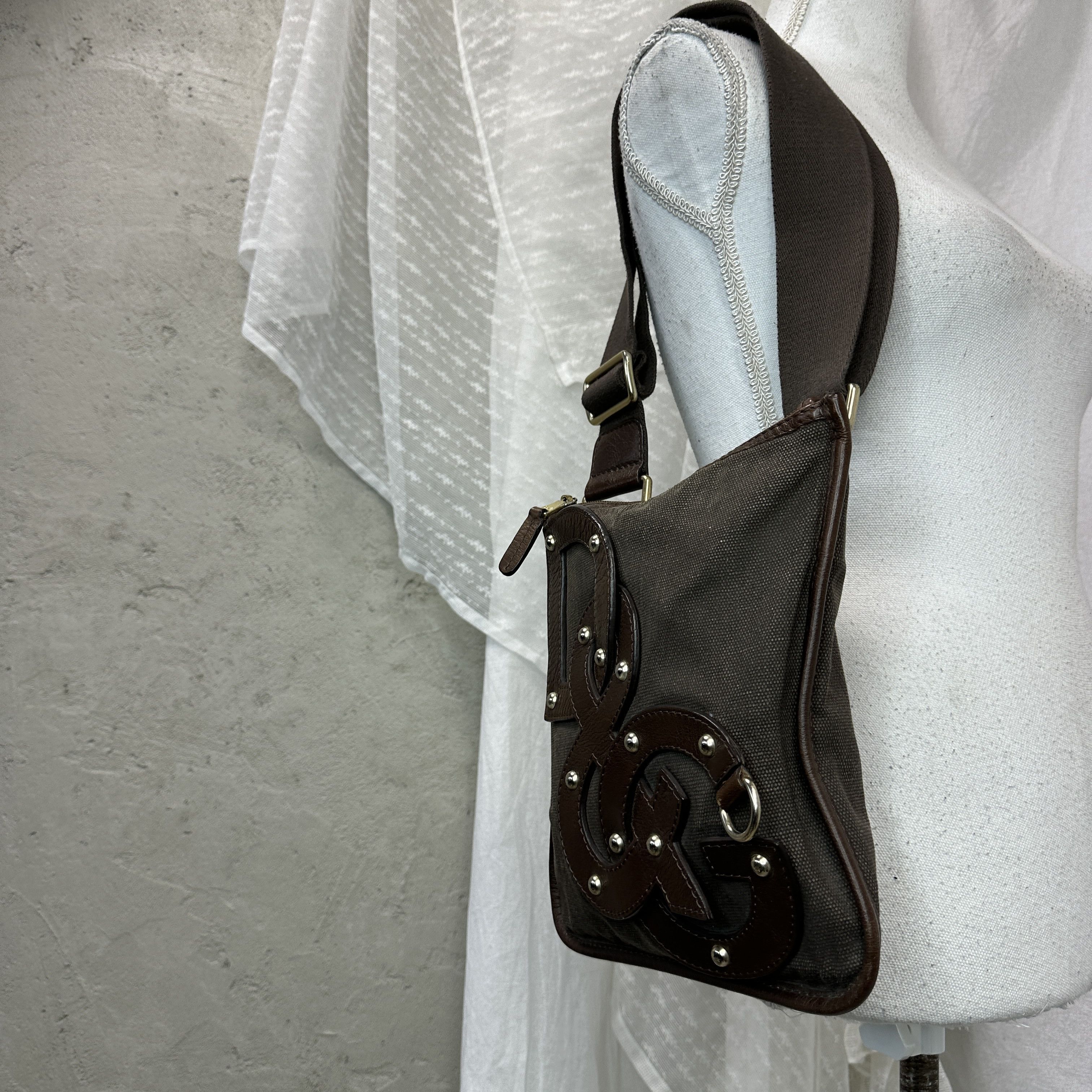 Dolce & Gabbana Vintage Leather Studded Crossbody Dolce&Gabbana Bag Size ONE SIZE - 7 Thumbnail