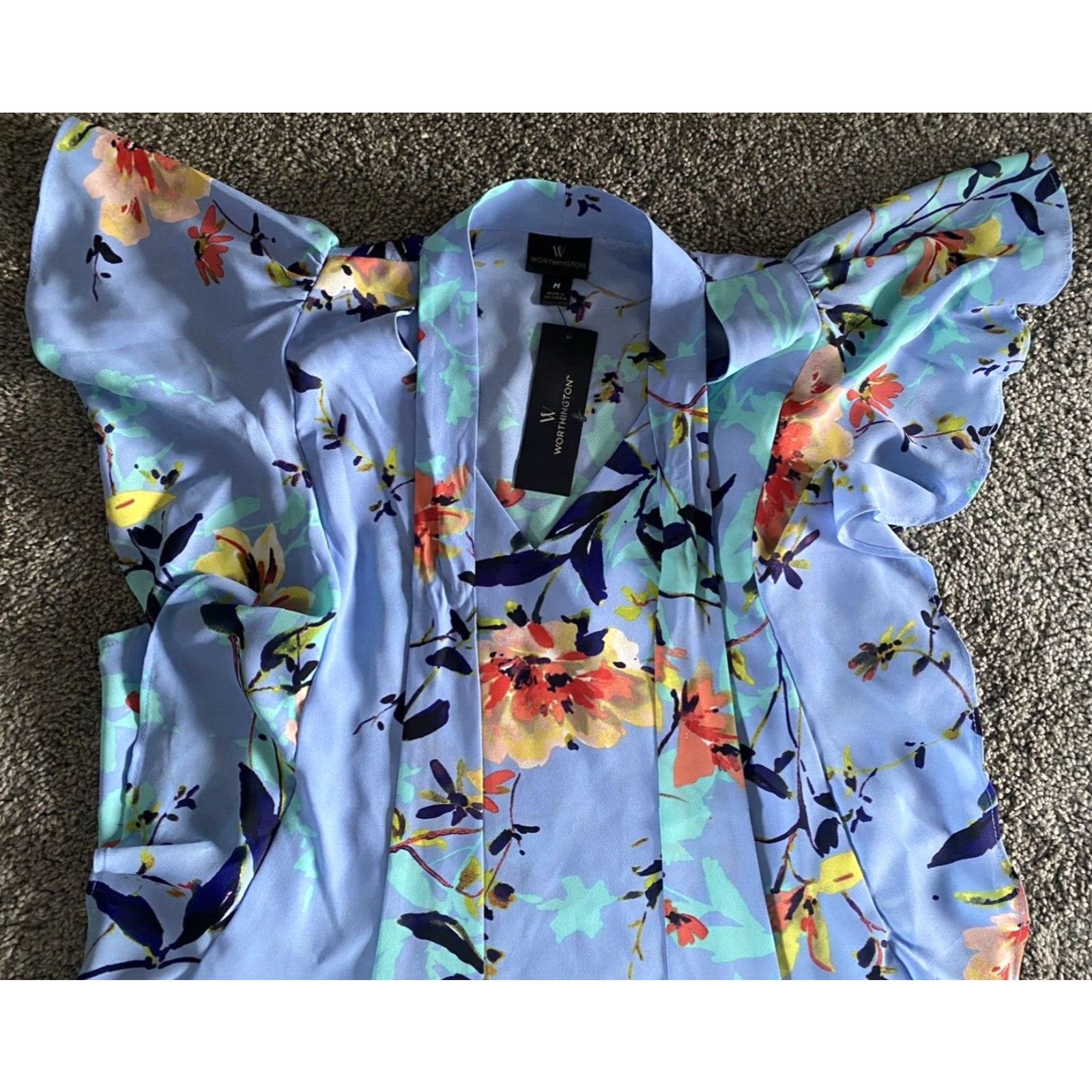 Worthington **Worthington Women’s Swiss Blue Floral Blouse Medium** User: Worthington Women’s Swiss Blue Floral Blouse Medium Size M / US 6-8 / IT 42-44 - 5 Thumbnail