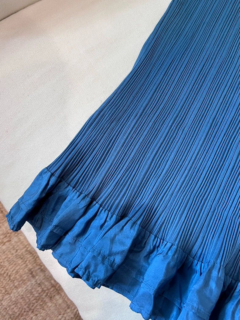 Issey Miyake Issey Miyake size:3 Blue top vest Size XS / US 0-2 / IT 36-38 - 2 Thumbnail