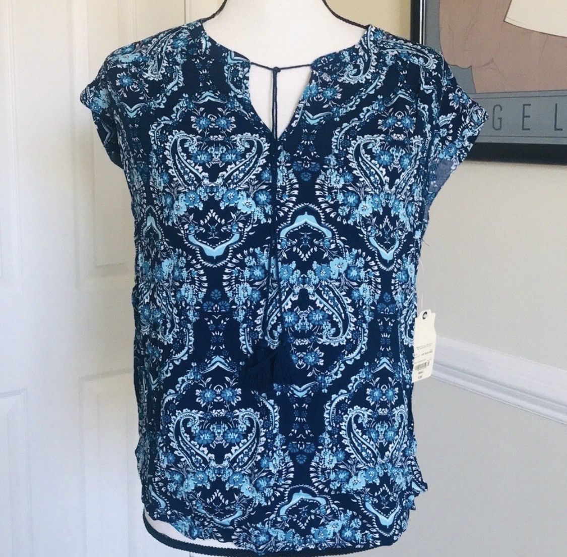 St. Johns Bay ST. JOHNS BAY FLORAL PAISLEY TASSEL CUTOUT BLOUSE TOP SHIRT Size S / US 4 / IT 40 - 7 Thumbnail