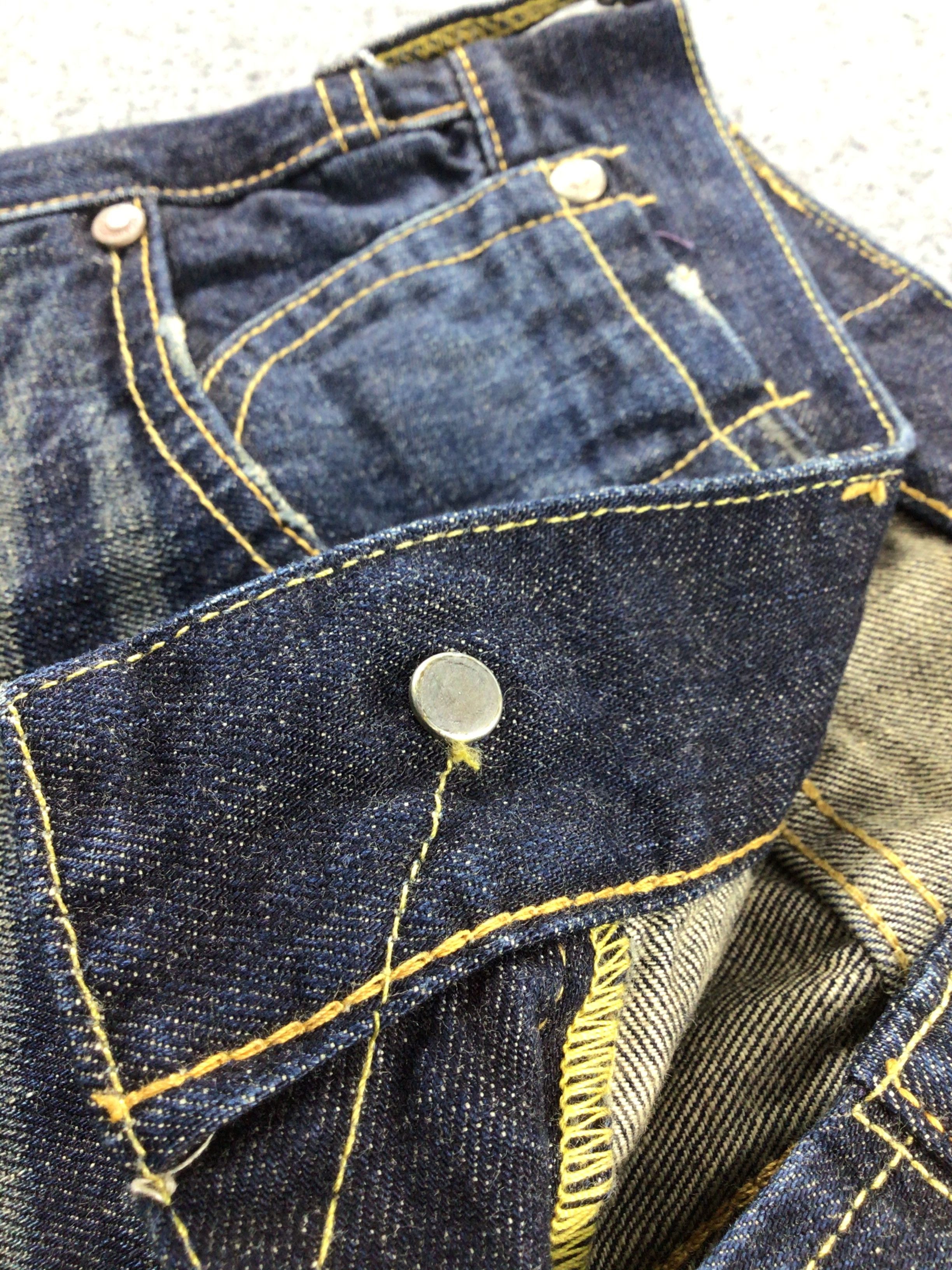 Levi's Vintage Levis Flare Jeans-JM607 Size 31" - 8 Thumbnail