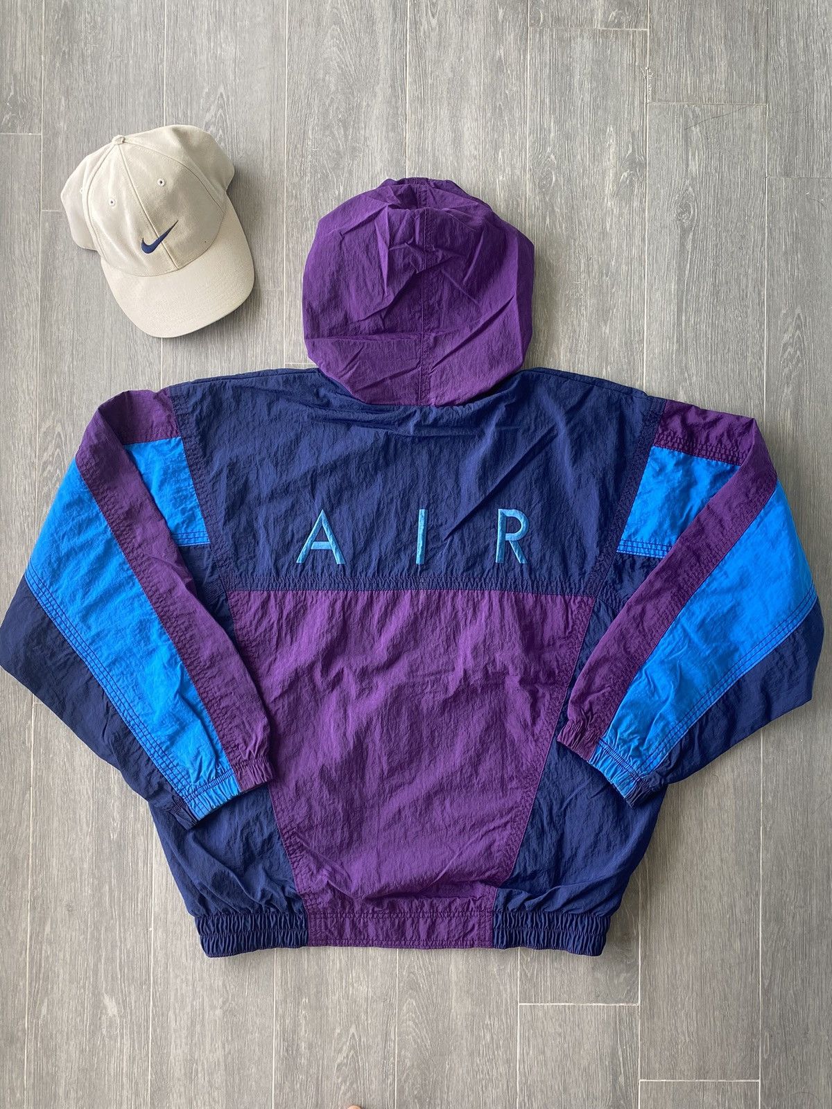 Nike × Vintage Vintage 90’s Nike Air Windbreaker Hoodie Jacket Size US L / EU 52-54 / 3 - 1 Thumbnail