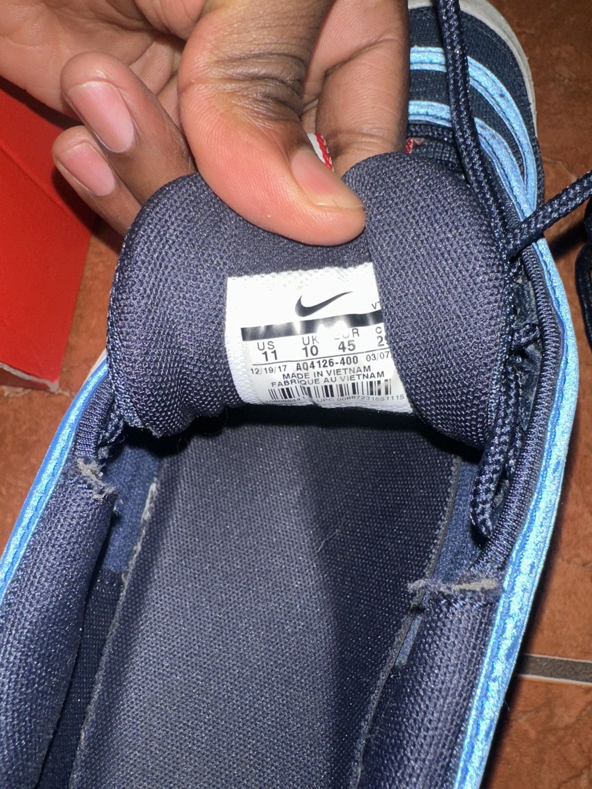 Nike Nike Air Max 97 SE Size US 11 / EU 44 - 2 Thumbnail