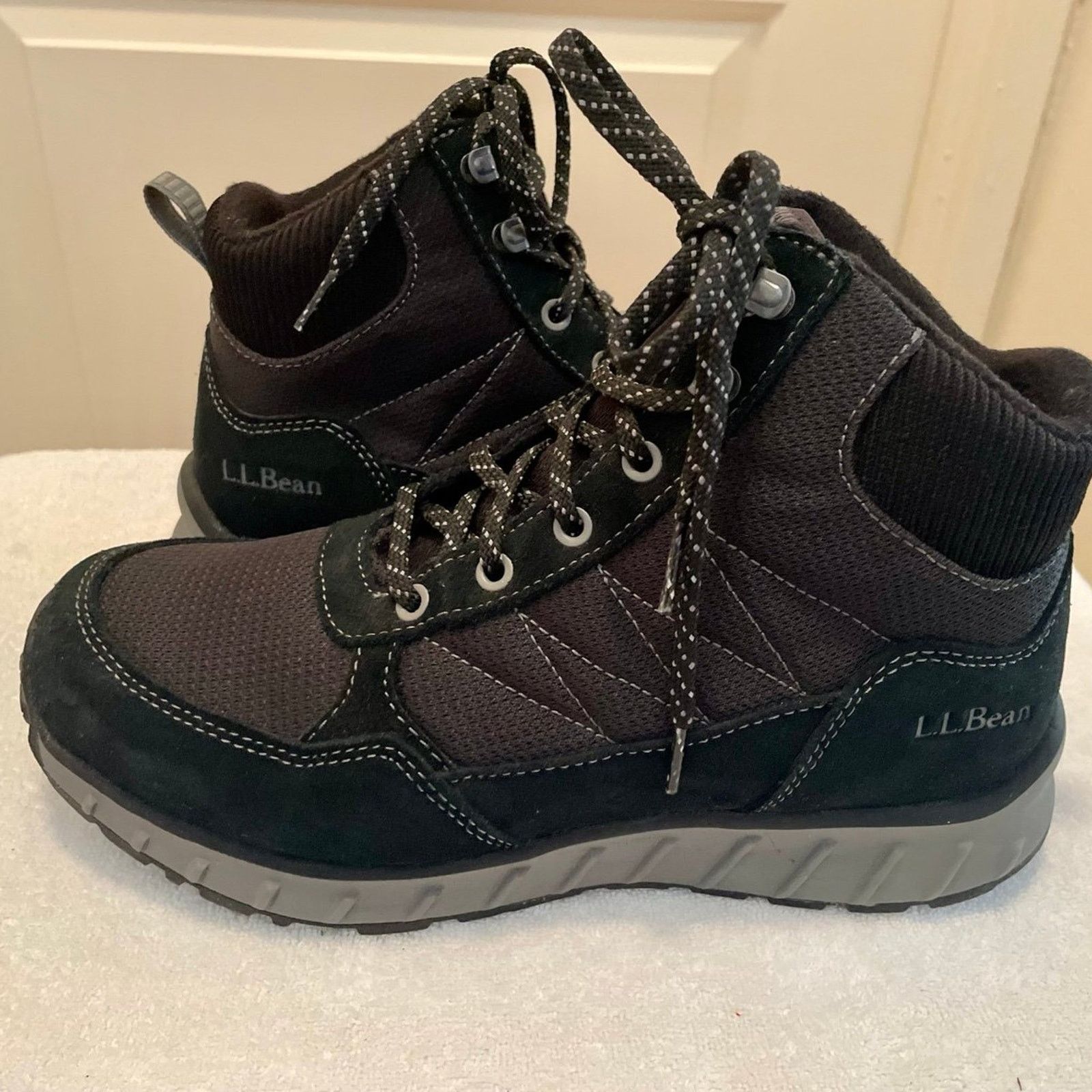 L.L. Bean Snow Sneaker 5 Boots