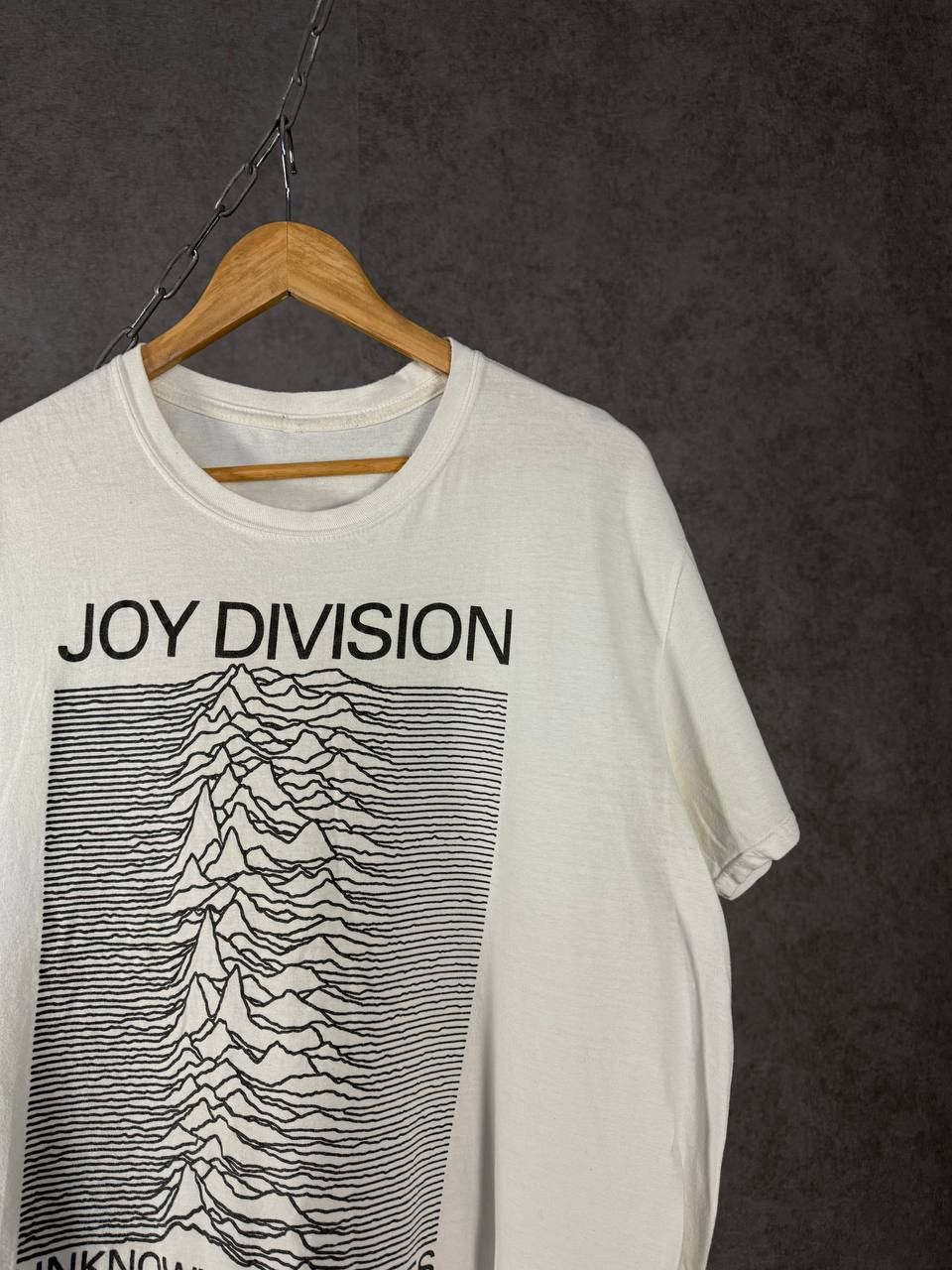 Joy Division Joy Division Unknown Pleasures band tee Size US XL / EU 56 / 4 - 2 Thumbnail