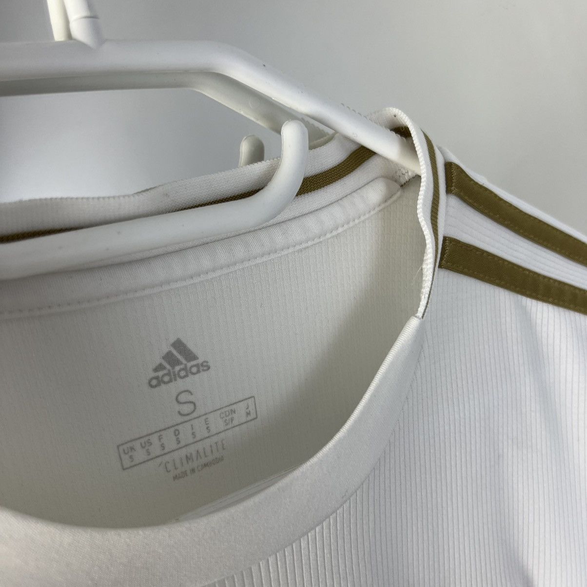 Adidas Vintage Adidas Real Madrid Home Soccer Jersey T-Shirt Size US S / EU 44-46 / 1 - 3 Thumbnail