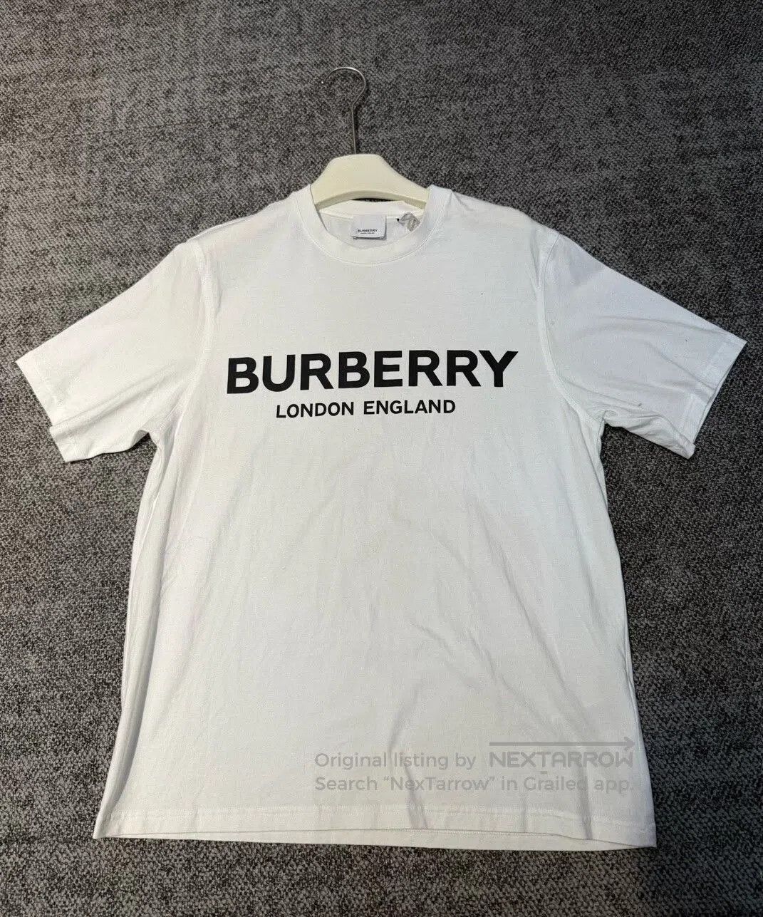 Burberry XXL Cotton Logo Item.