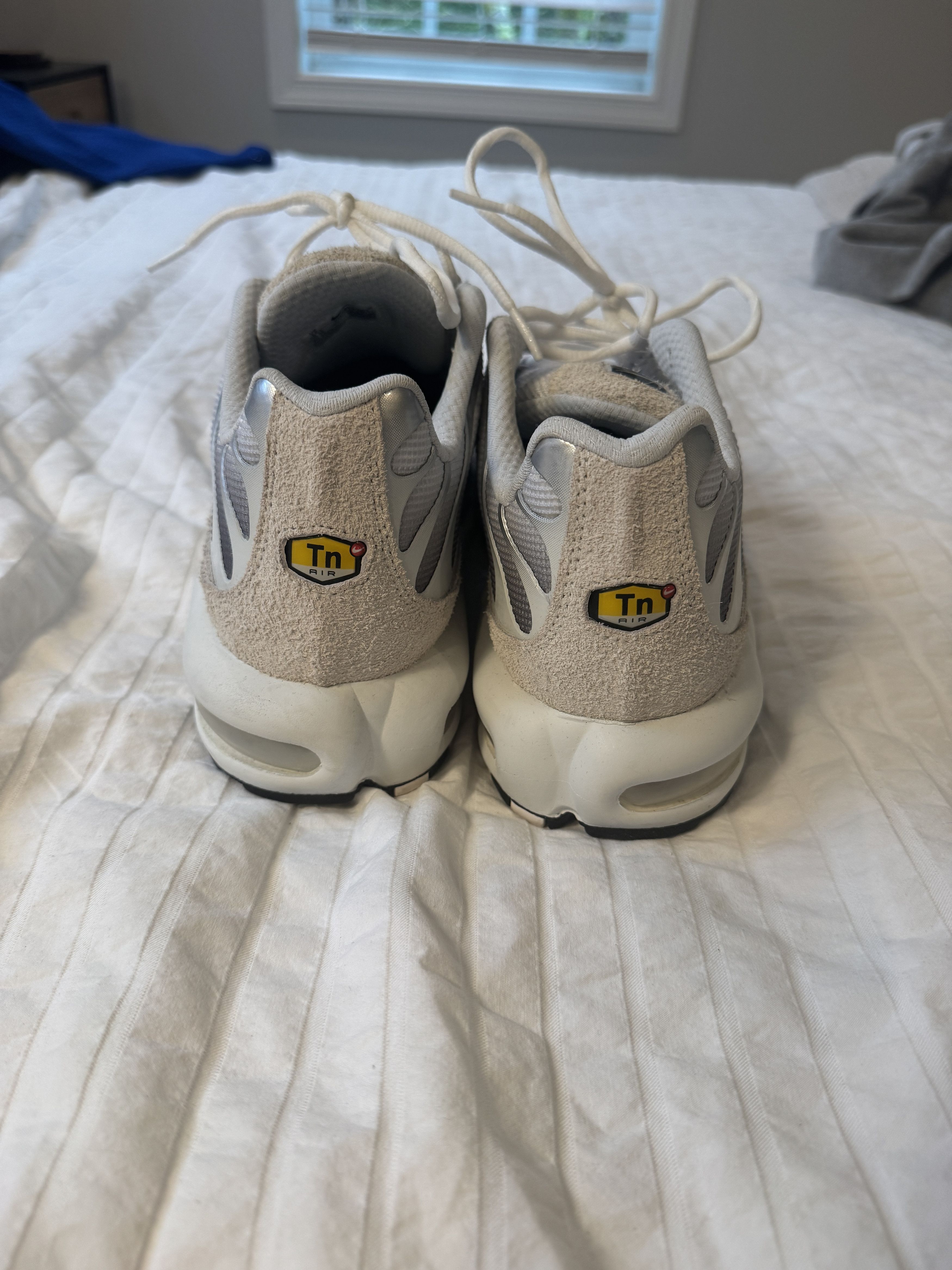 Nike Nike Air Max Plus "Pure Platinum" in Sail / Silver Size US 12 / EU 45 - 11 Thumbnail
