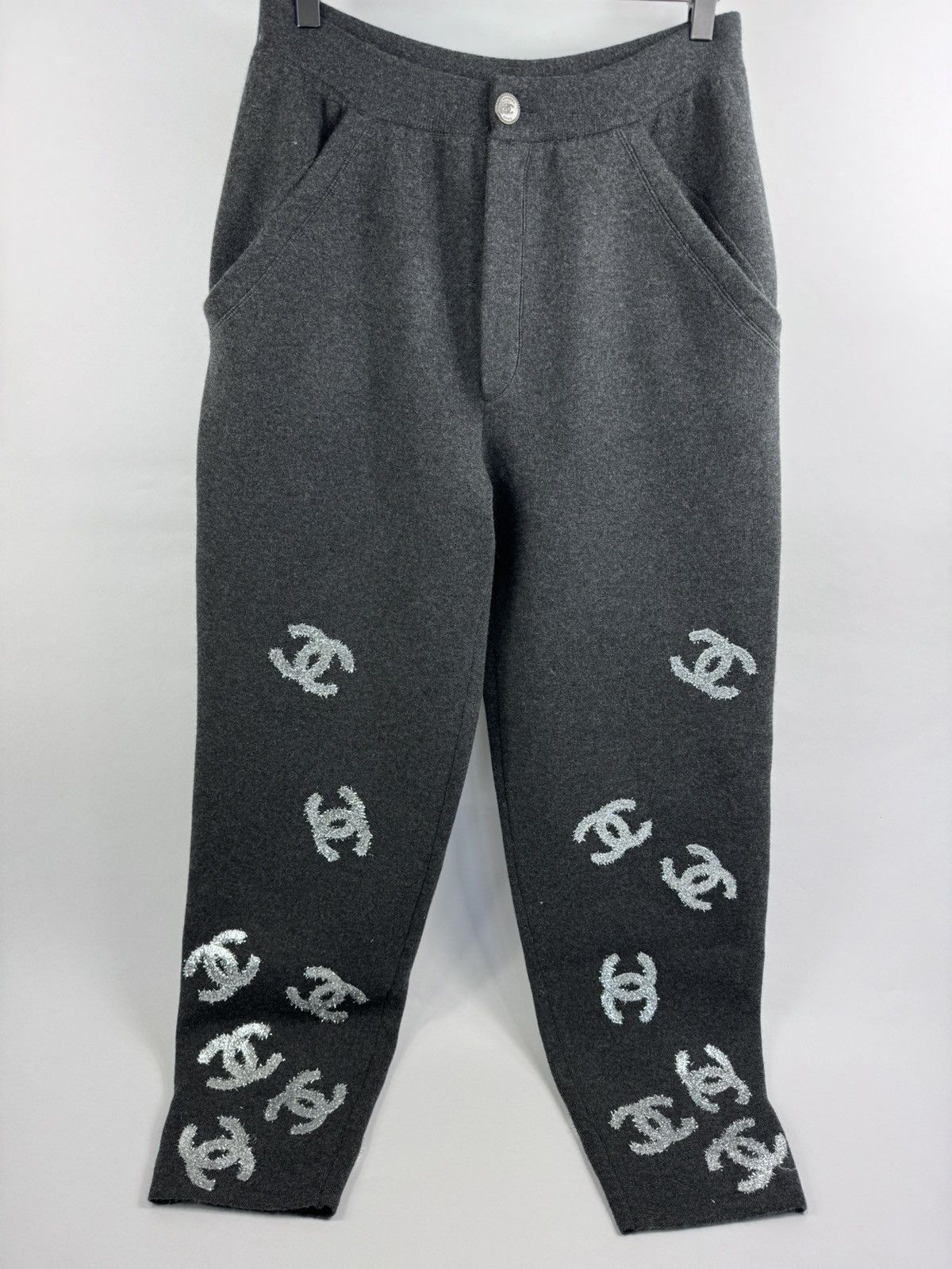 Chanel sweatpants 2024