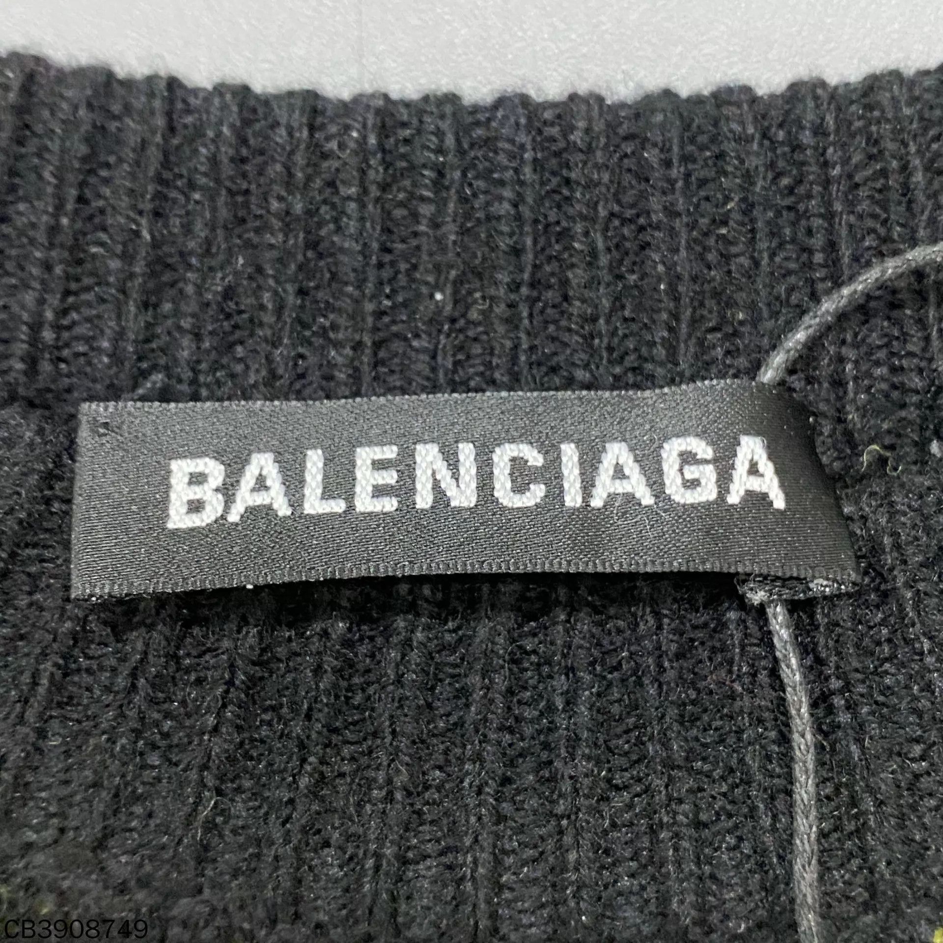 Balenciaga Balenciaga Black Yellow Doodle Logo Sweater S 95 New Size US S / EU 44-46 / 1 - 5 Thumbnail