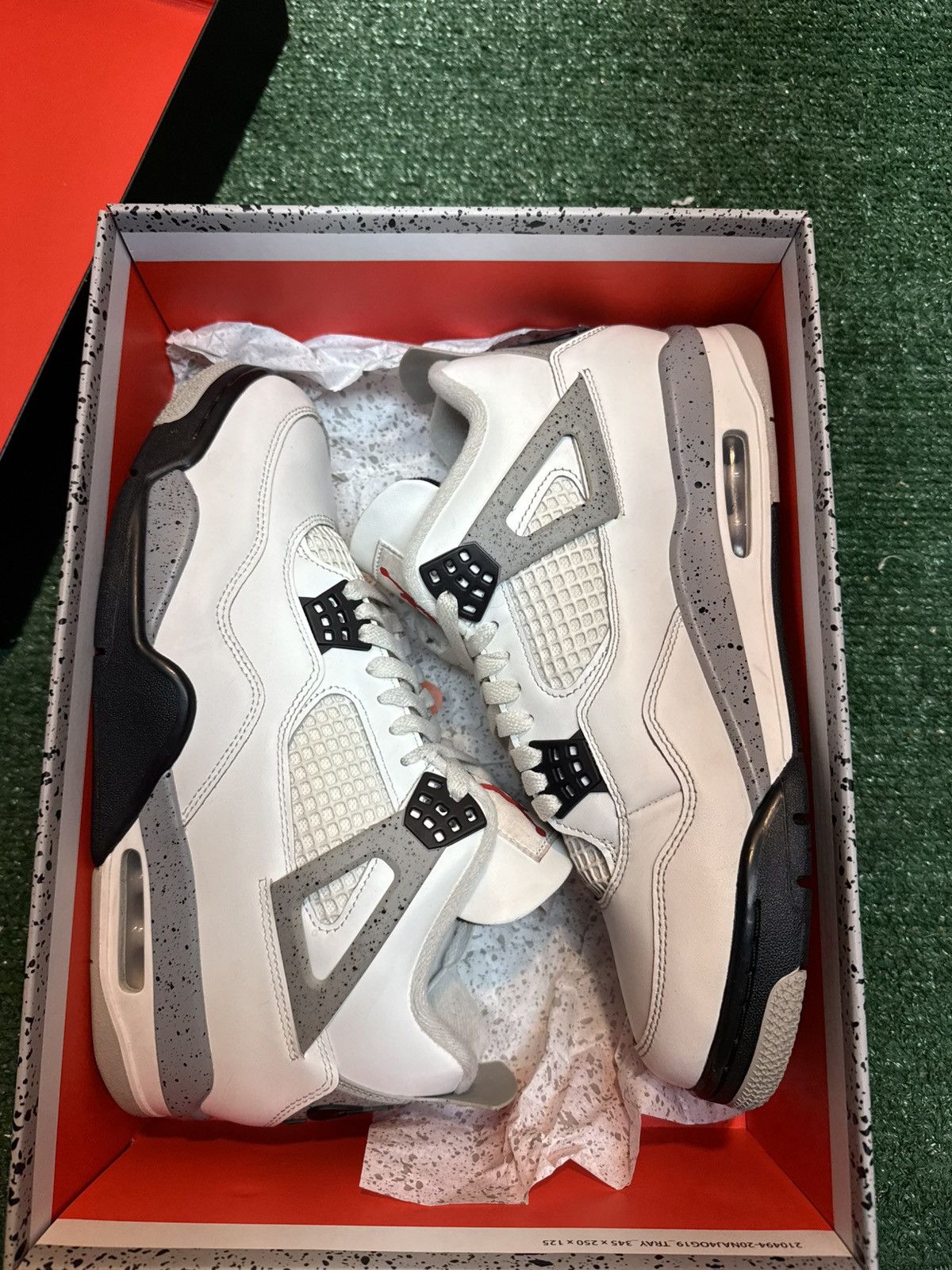 Jordan Brand Jordan Retro 4 White Cement Size 10.5 Size US 10.5 / EU 43-44 - 12 Thumbnail