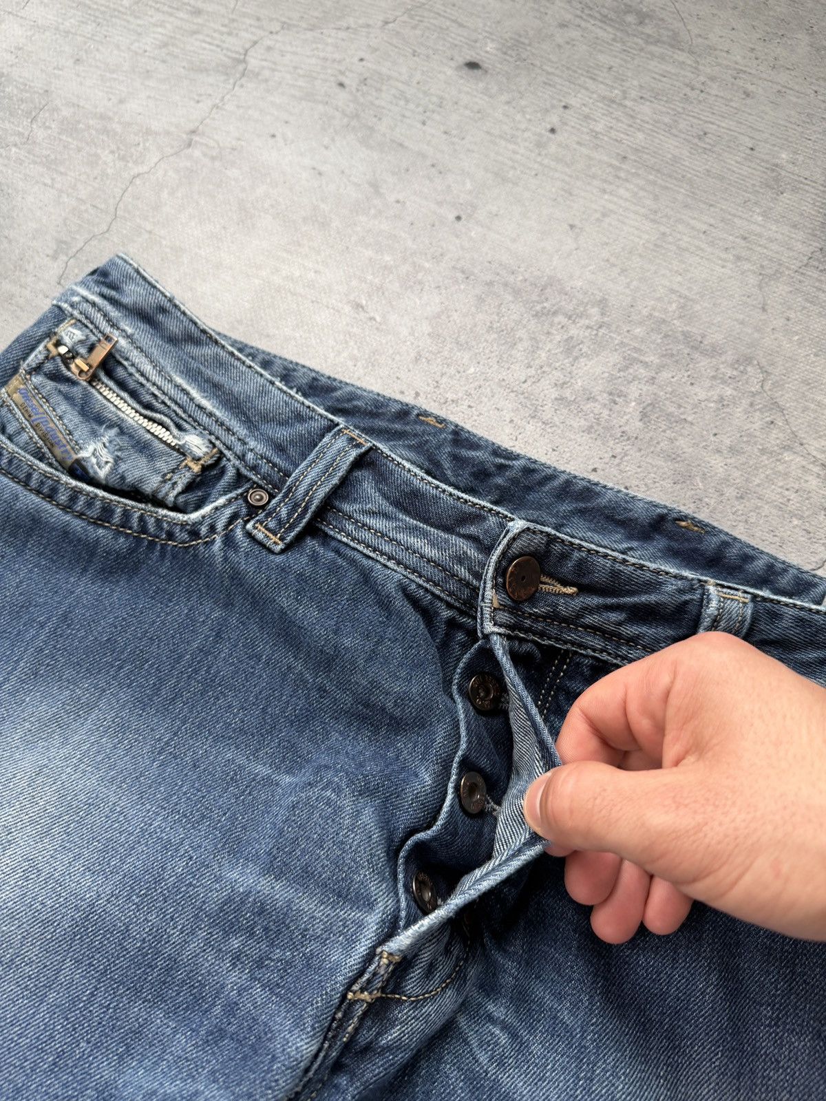 Diesel 🥵RARE🥵 Diesel Rayan faded denim regular fit jeans Size US 34 / EU 50 - 8 Thumbnail
