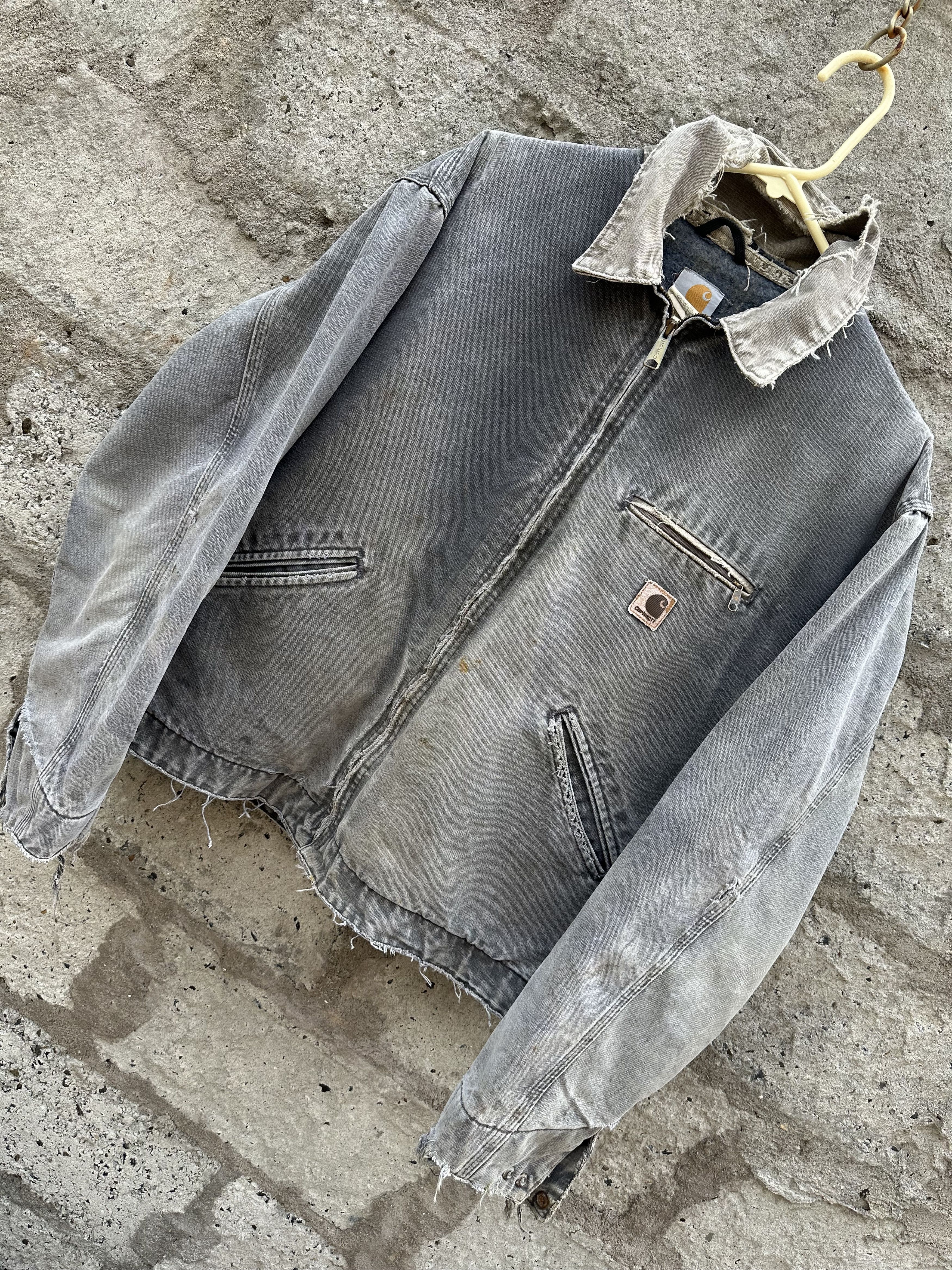 Carhartt vintage 90s Carhartt J97 PTL Detroit Jacket Thrashed & Faded Size US XL / EU 56 / 4 - 3 Thumbnail