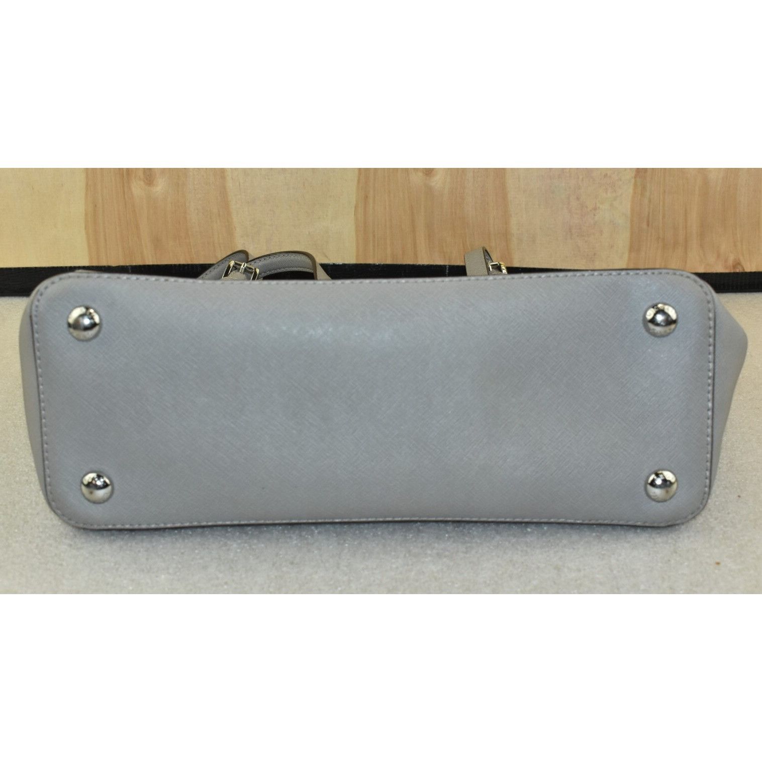 Michael Kors Michael Kors Jet Set Top Zip Tote Saffiano Leather Gray Shou Size ONE SIZE - 9 Thumbnail