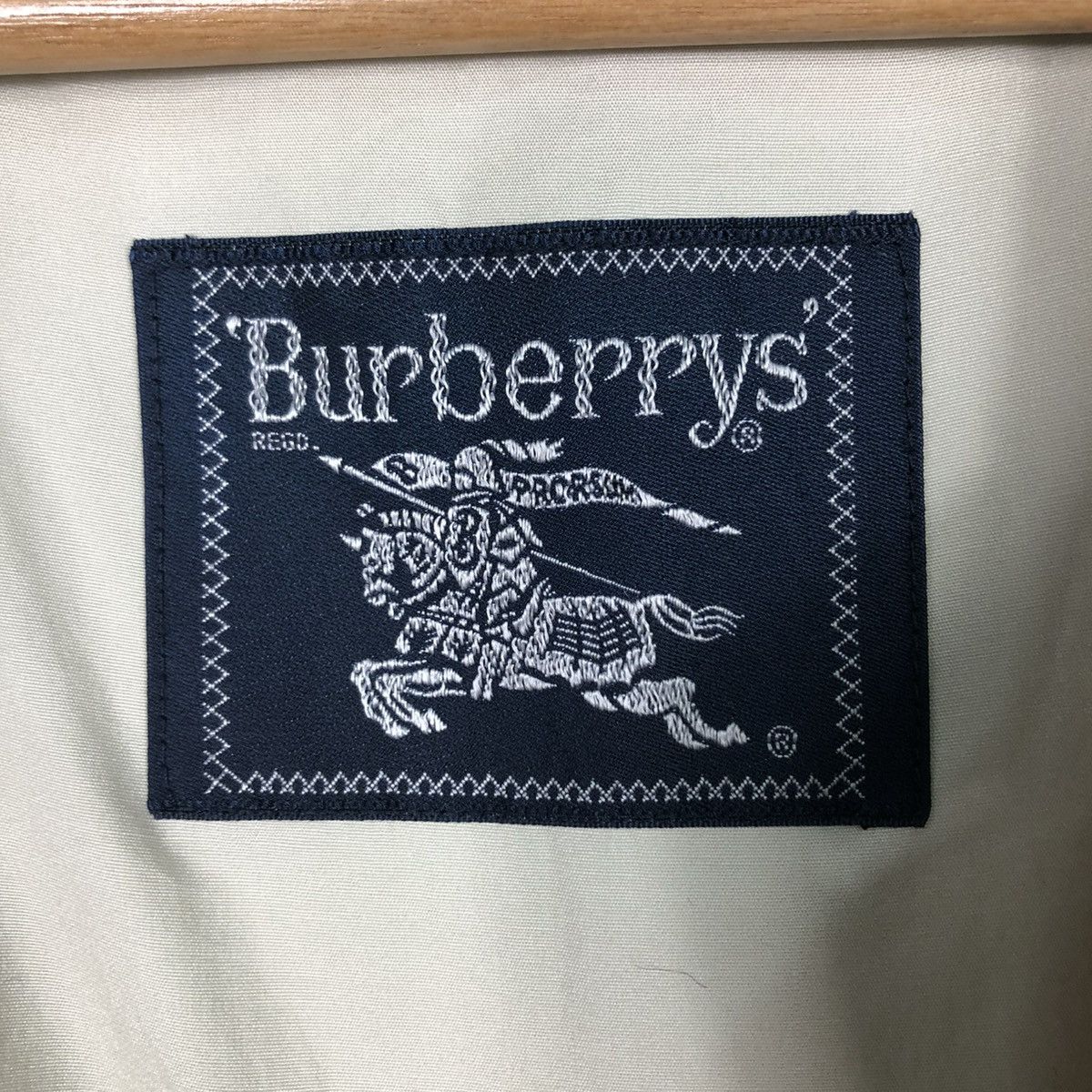 Burberry 🔥VINTAGE LONG JACKET BUTTON BURBERRYS Size US M / EU 48-50 / 2 - 20 Thumbnail