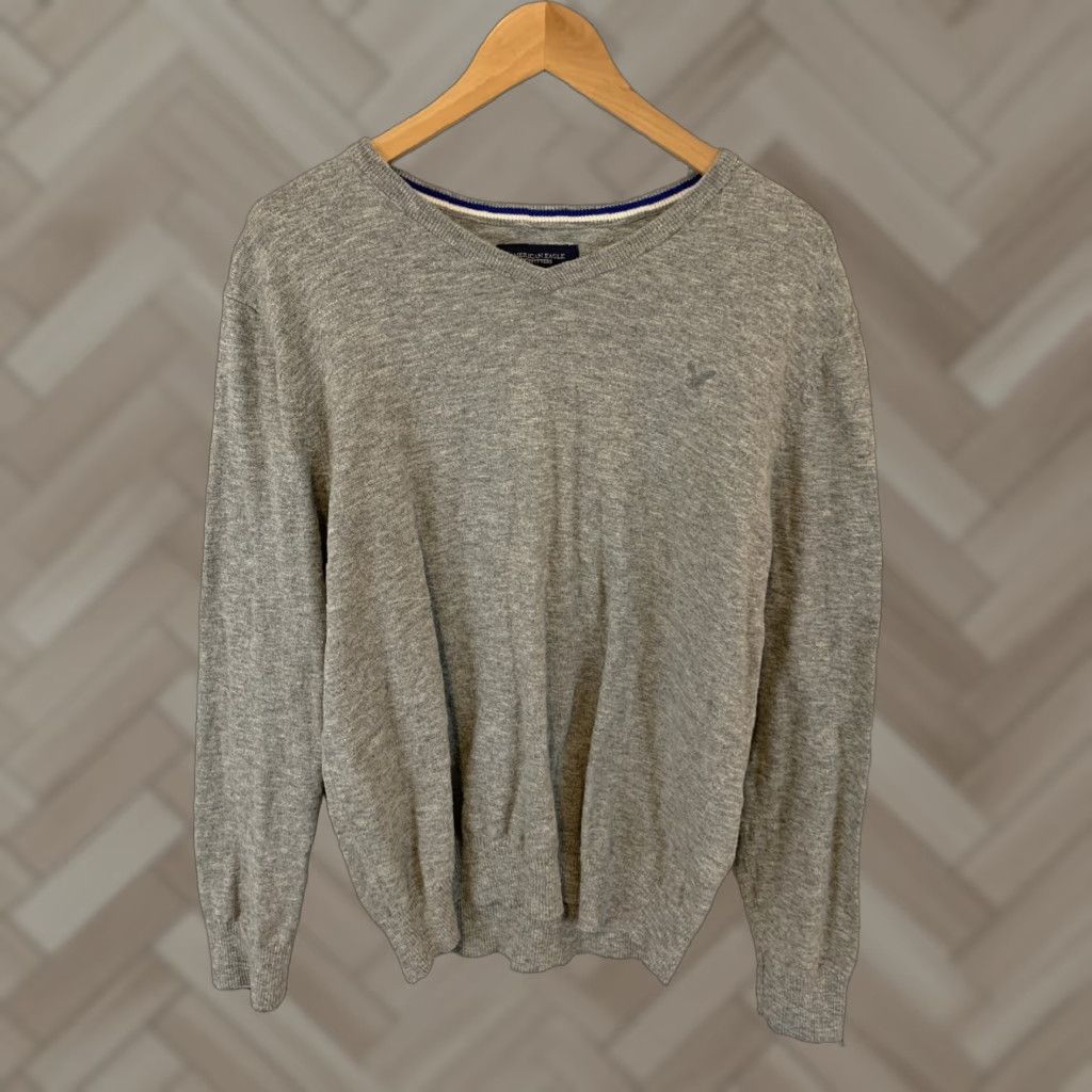 American Eagle Outfitters American Eagle Outfitters V Neck Athletic Fit Sweater Mens XL Gray Size US XL / EU 56 / 4 - 1 Thumbnail