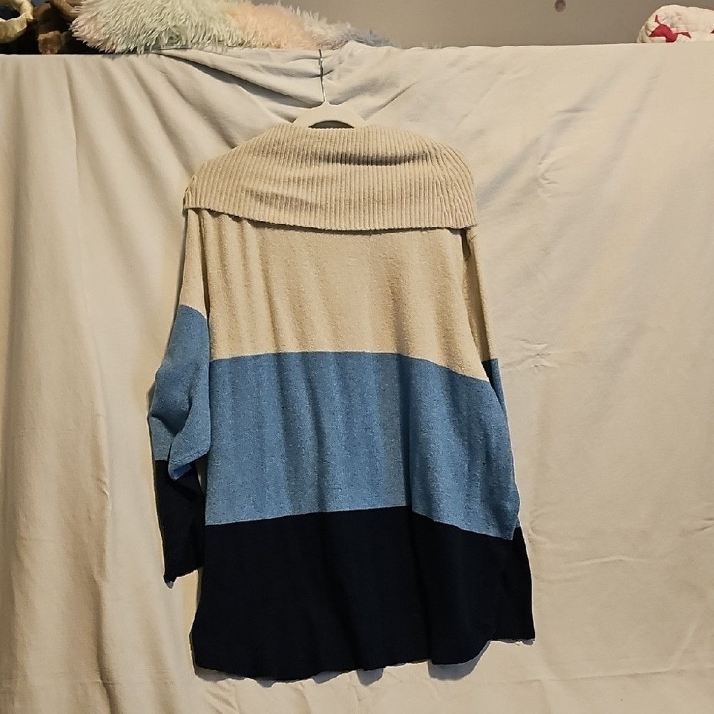 St. Johns Bay St. John's Bay Cream, Blue, and Navy Blue Cowl Neck Sweater Size 4XL / US 24-26 - 4 Thumbnail